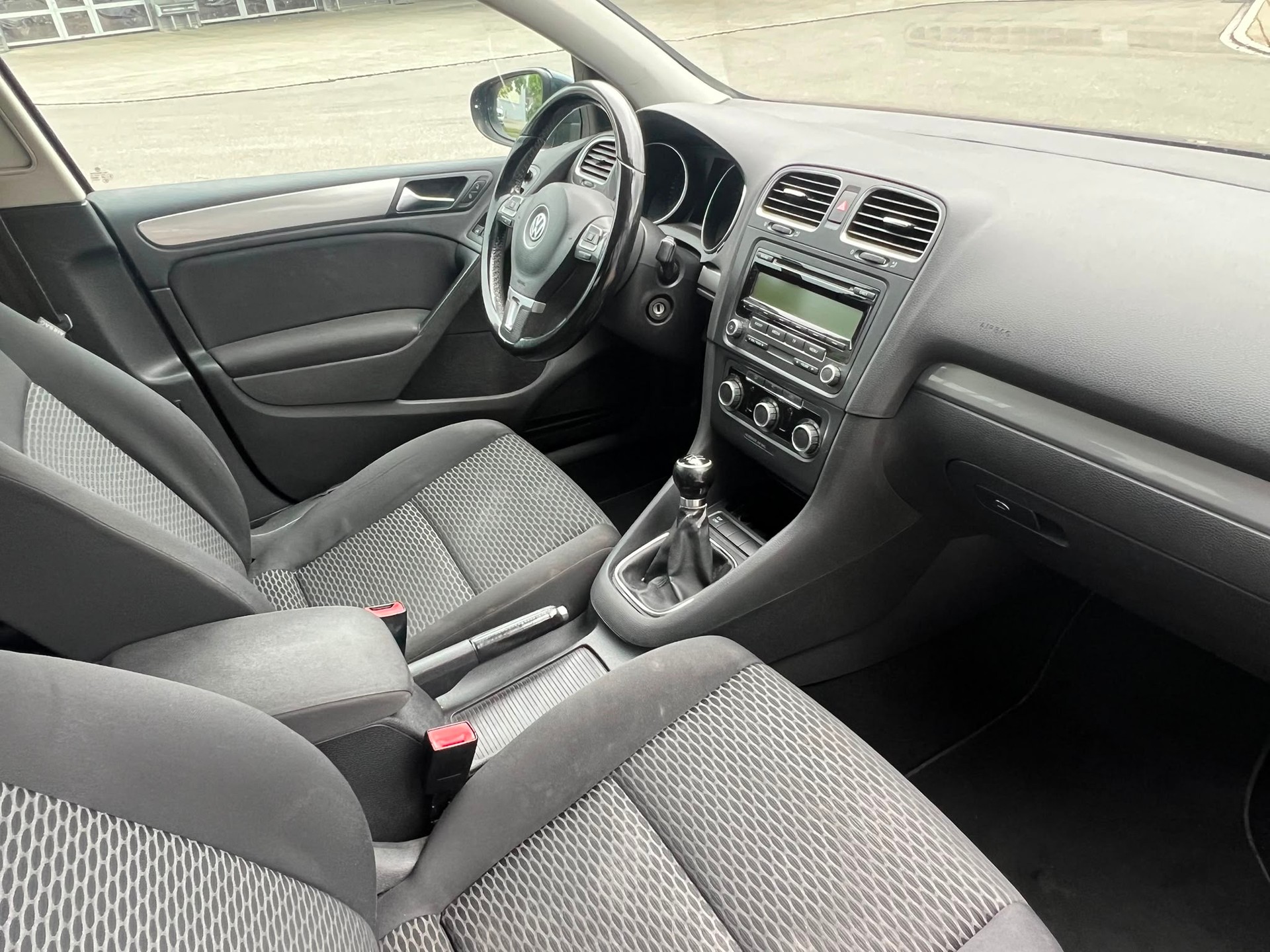 VW Golf 1.6 TDI Comfortline-image-4