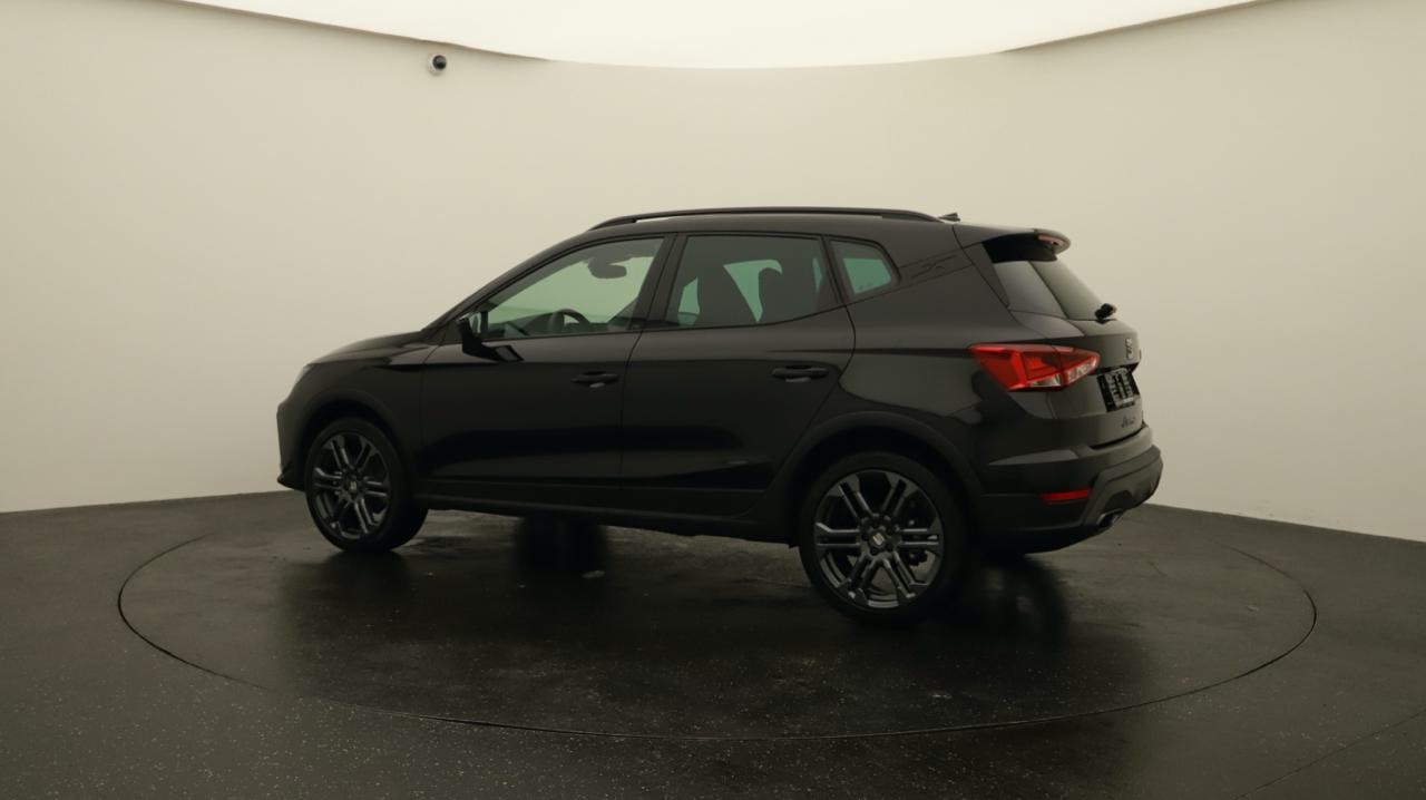 SEAT Arona 1.5 Eco TSI FR DSG-image-2