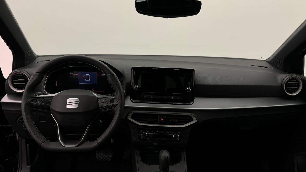 SEAT Arona 1.5 Eco TSI FR DSG-image-5