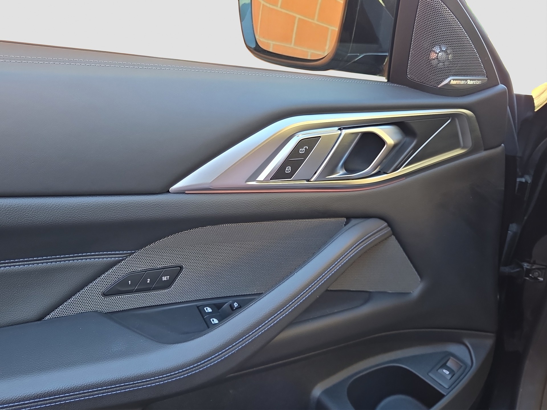 BMW M440i xDrive 48V Coupé Steptronic-image-9