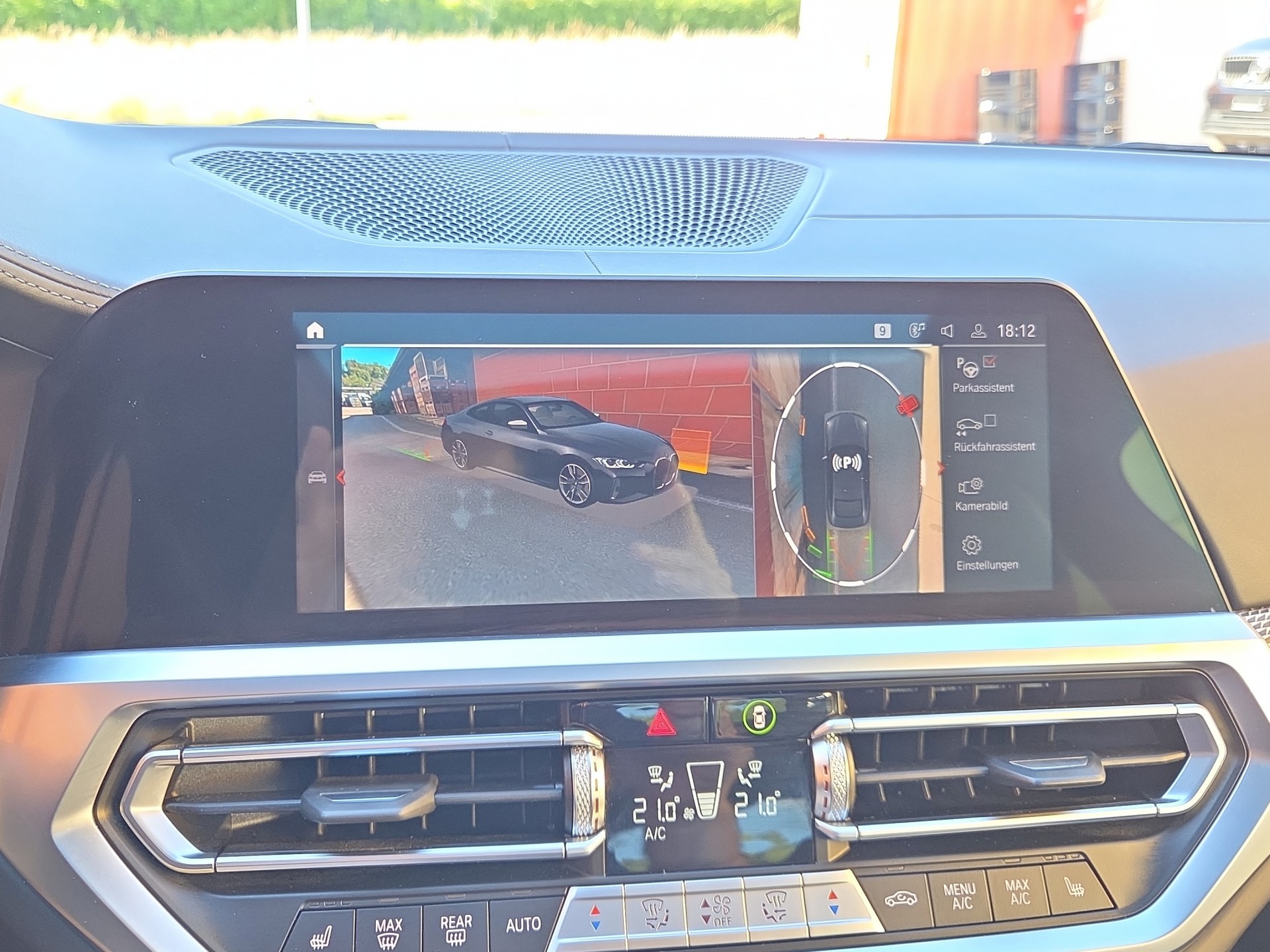 BMW M440i xDrive 48V Coupé Steptronic-image-12