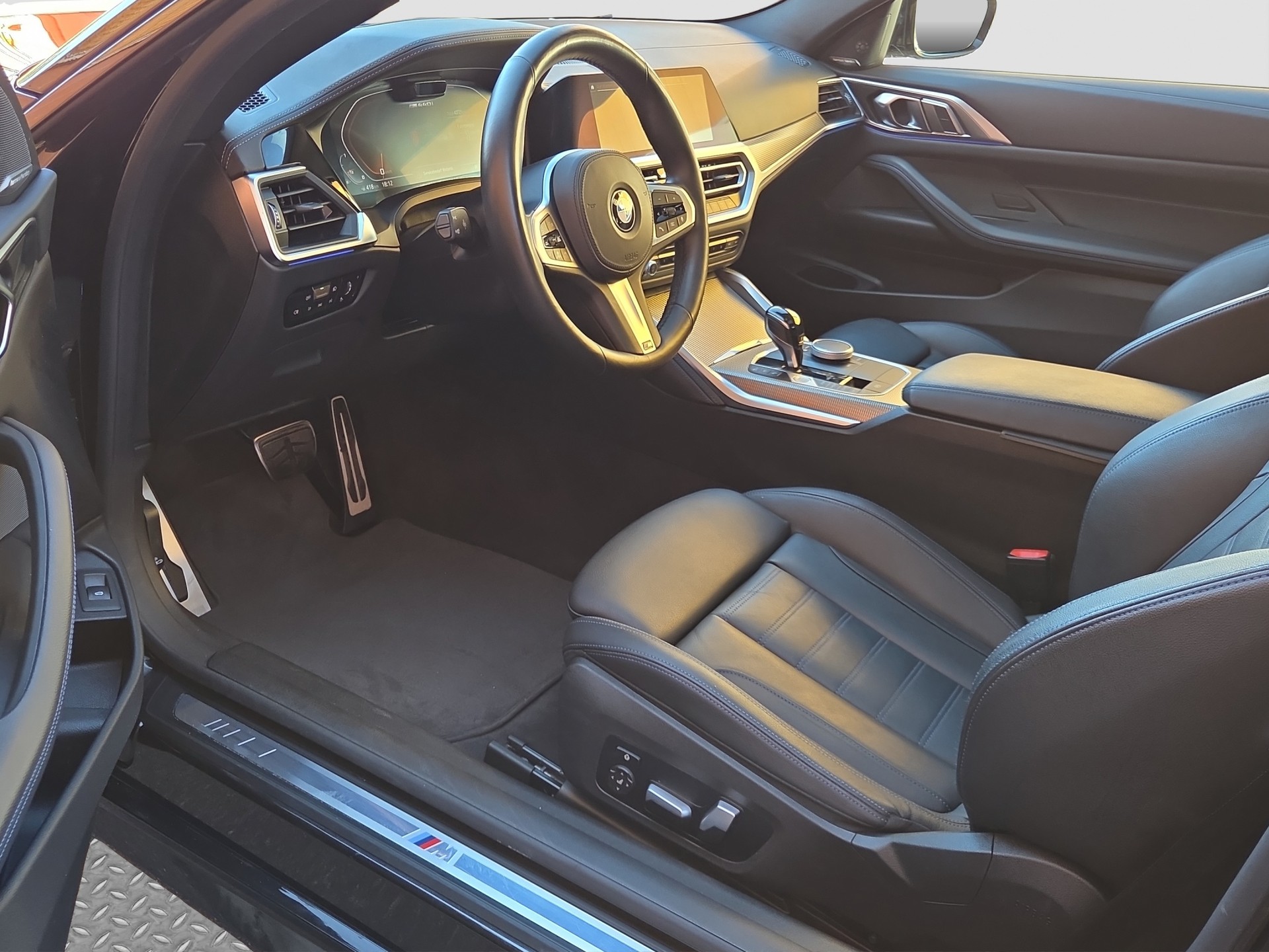 BMW M440i xDrive 48V Coupé Steptronic-image-13