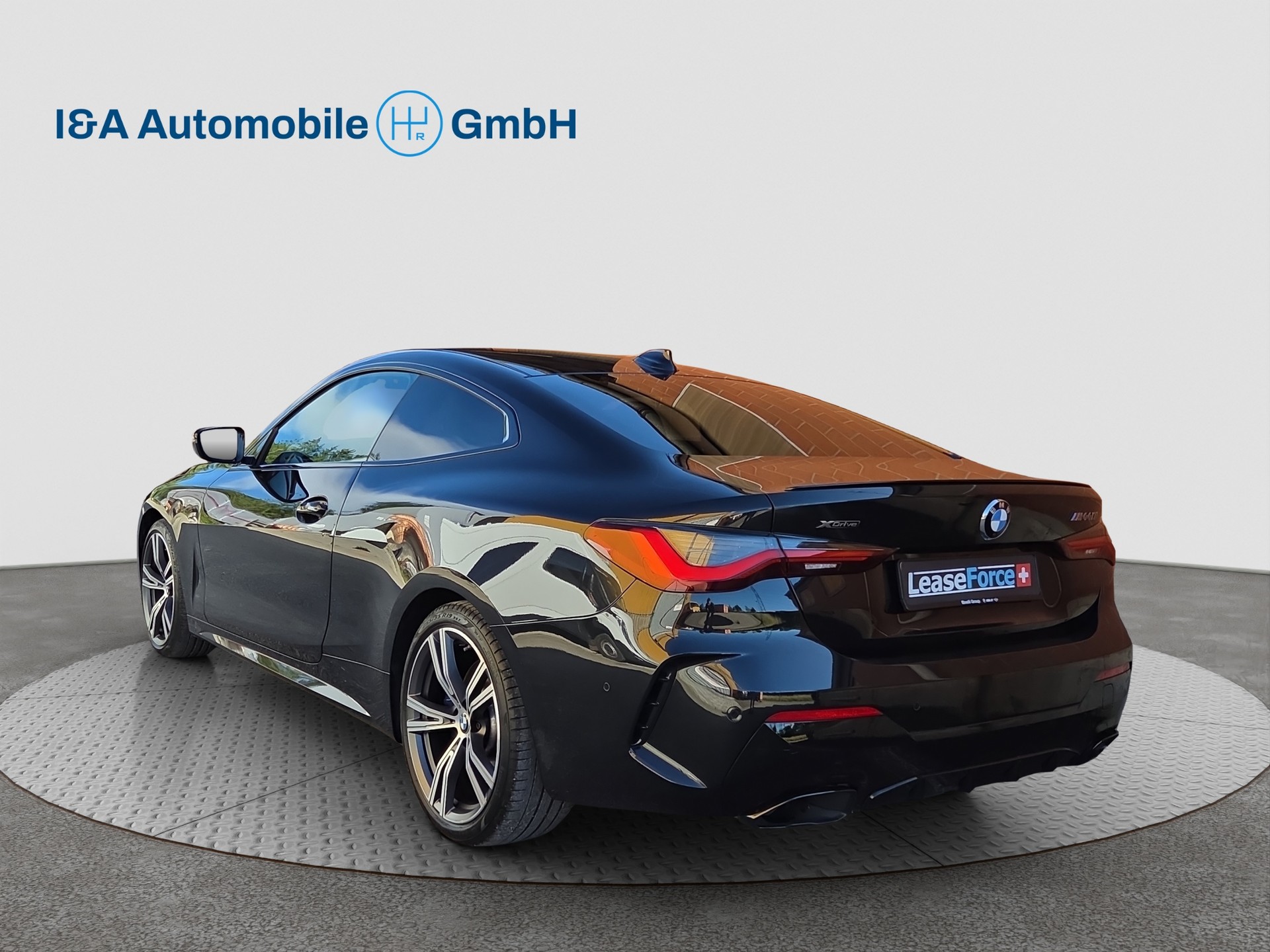 BMW M440i xDrive 48V Coupé Steptronic-image-6