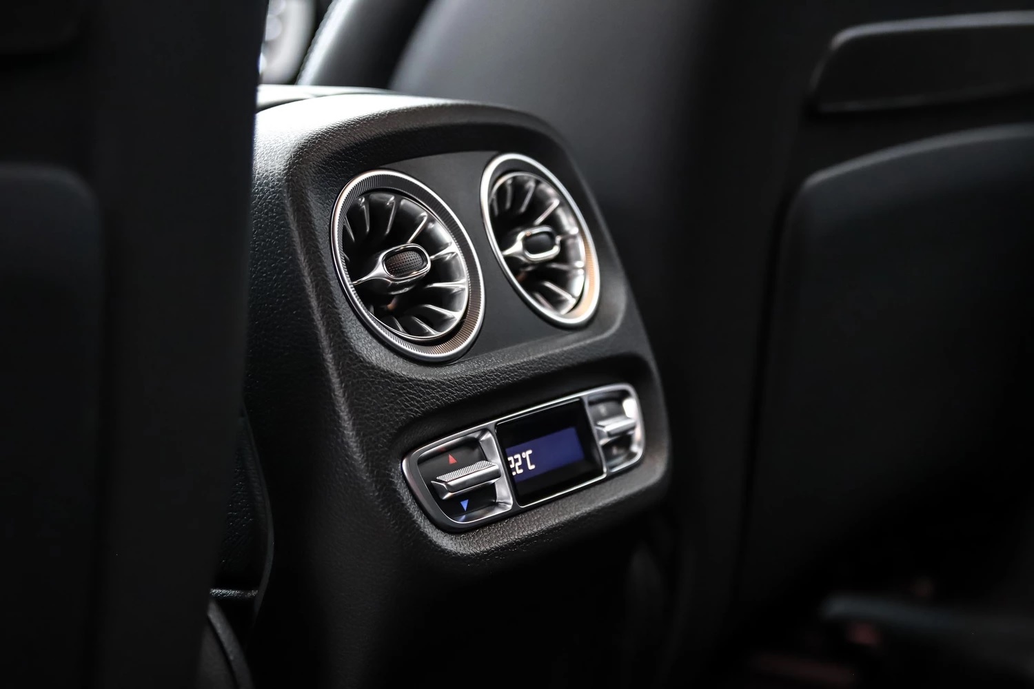 MERCEDES-BENZ W463 V8-Biturbo-image-13