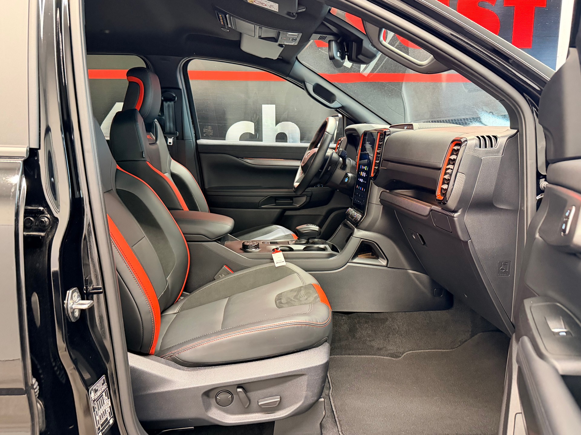 FORD Ranger Raptor 3.0 Eco Boost 4x4 A-image-16