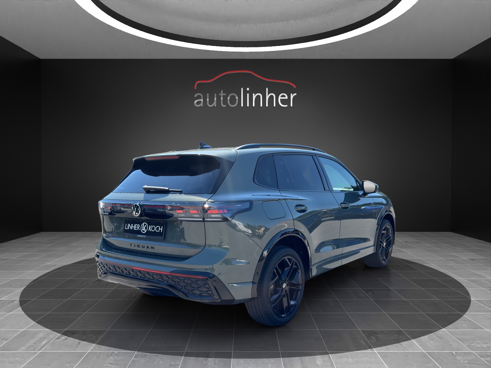 VW Tiguan 2.0 TDI SCR R-Line 4Motion DSG-image-4