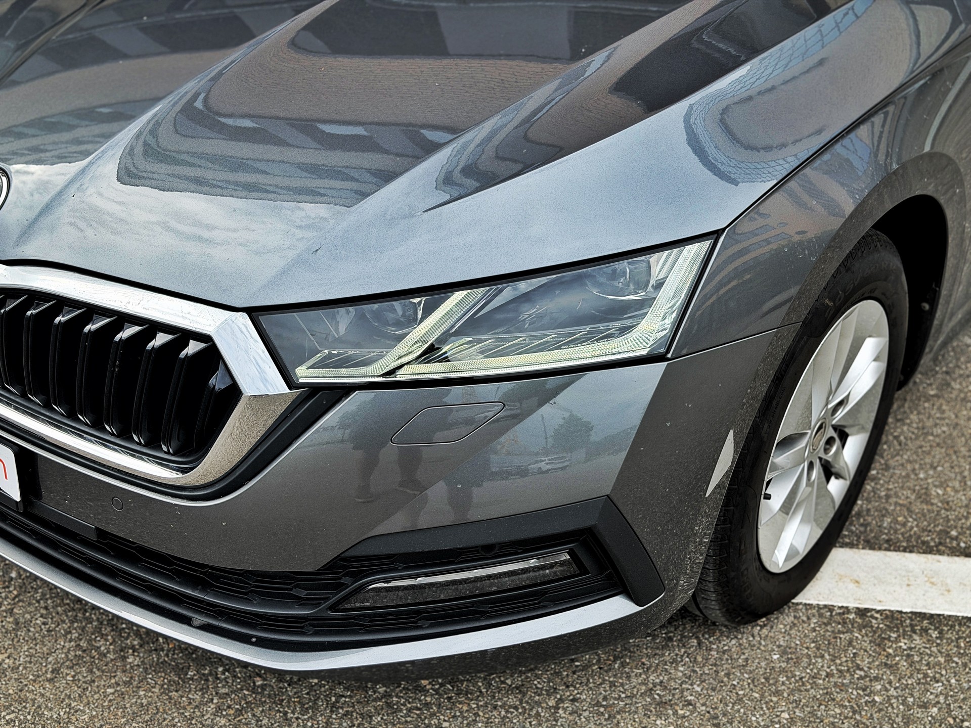 SKODA Octavia Combi 2.0 TDI DSG Ambition 4x4-image-7
