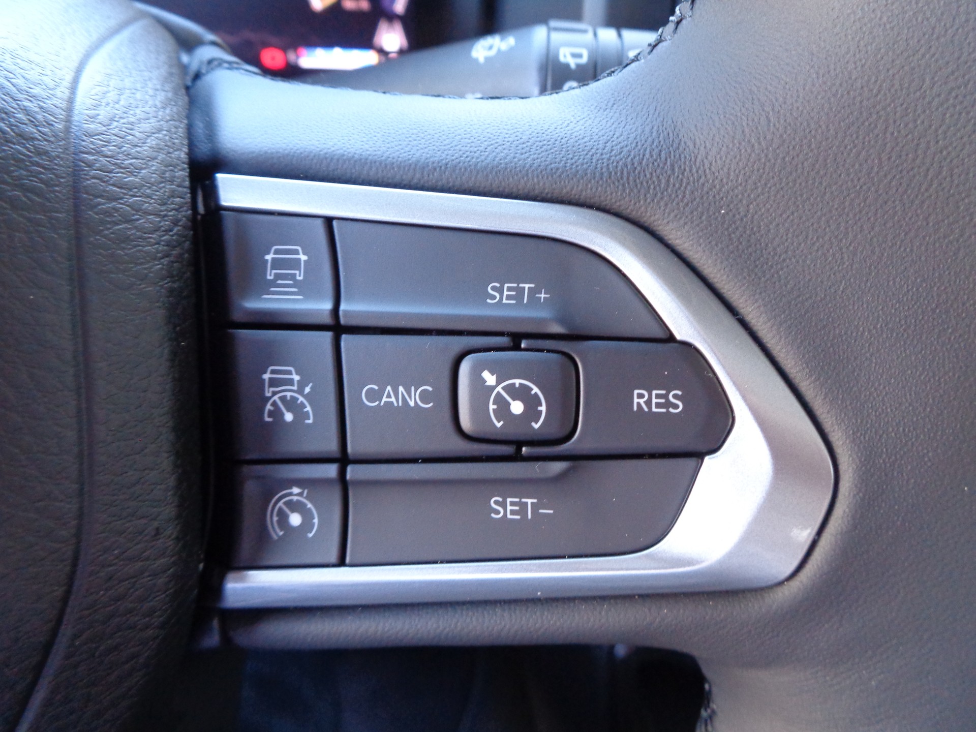JEEP Renegade 1.5 MHEV Summit Sky-image-20