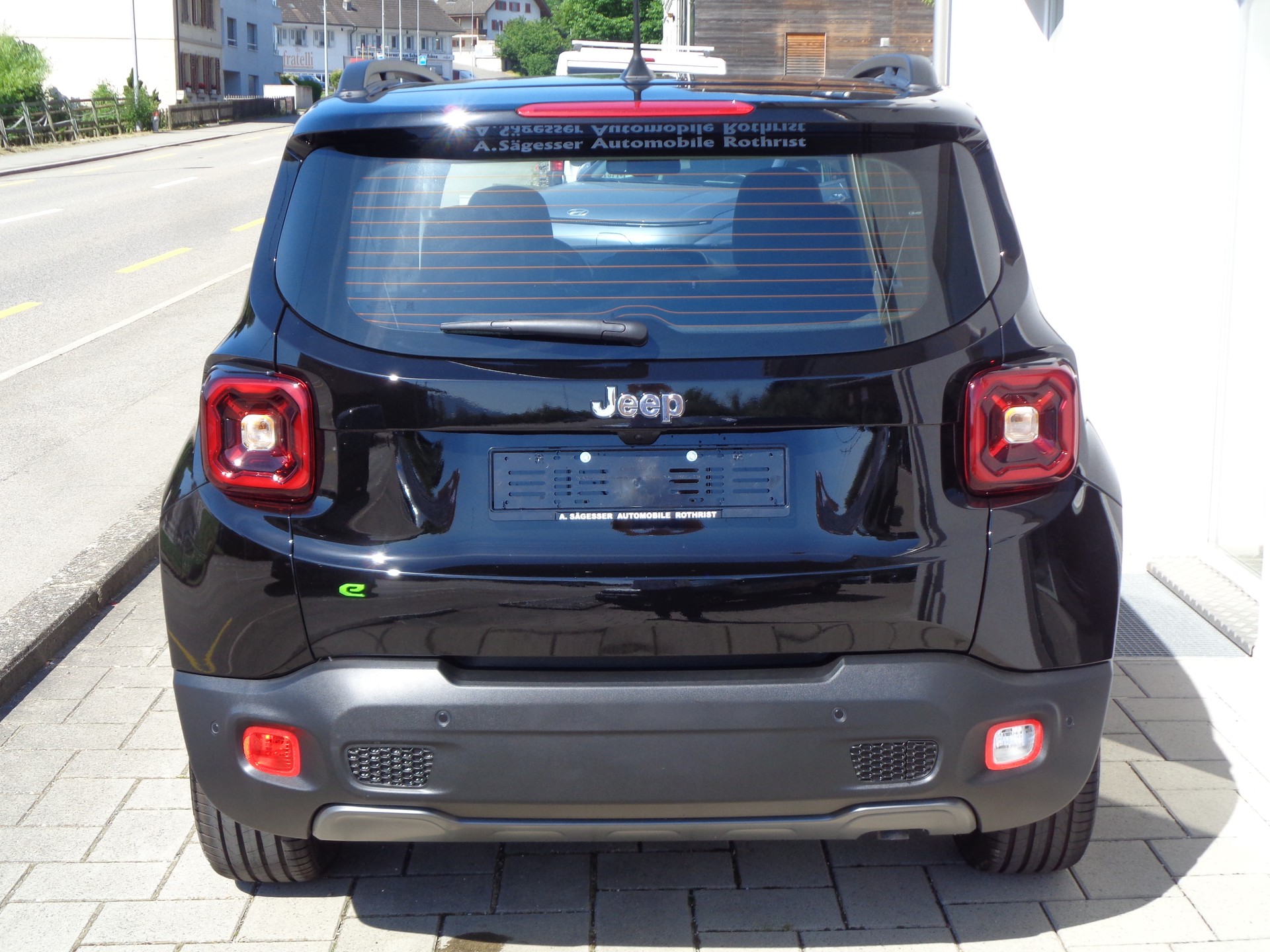 JEEP Renegade 1.5 MHEV Summit Sky-image-6