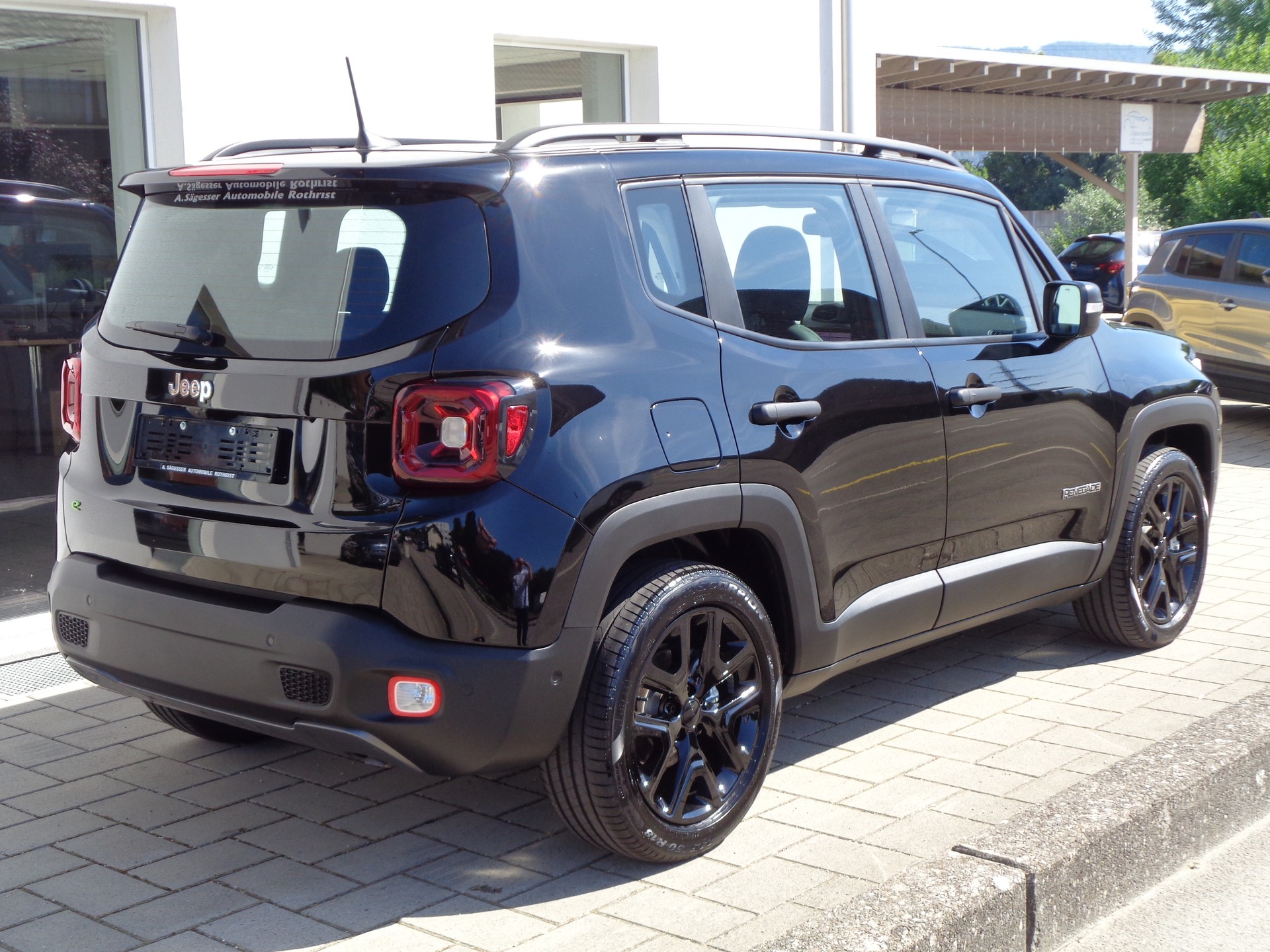 JEEP Renegade 1.5 MHEV Summit Sky-image-1