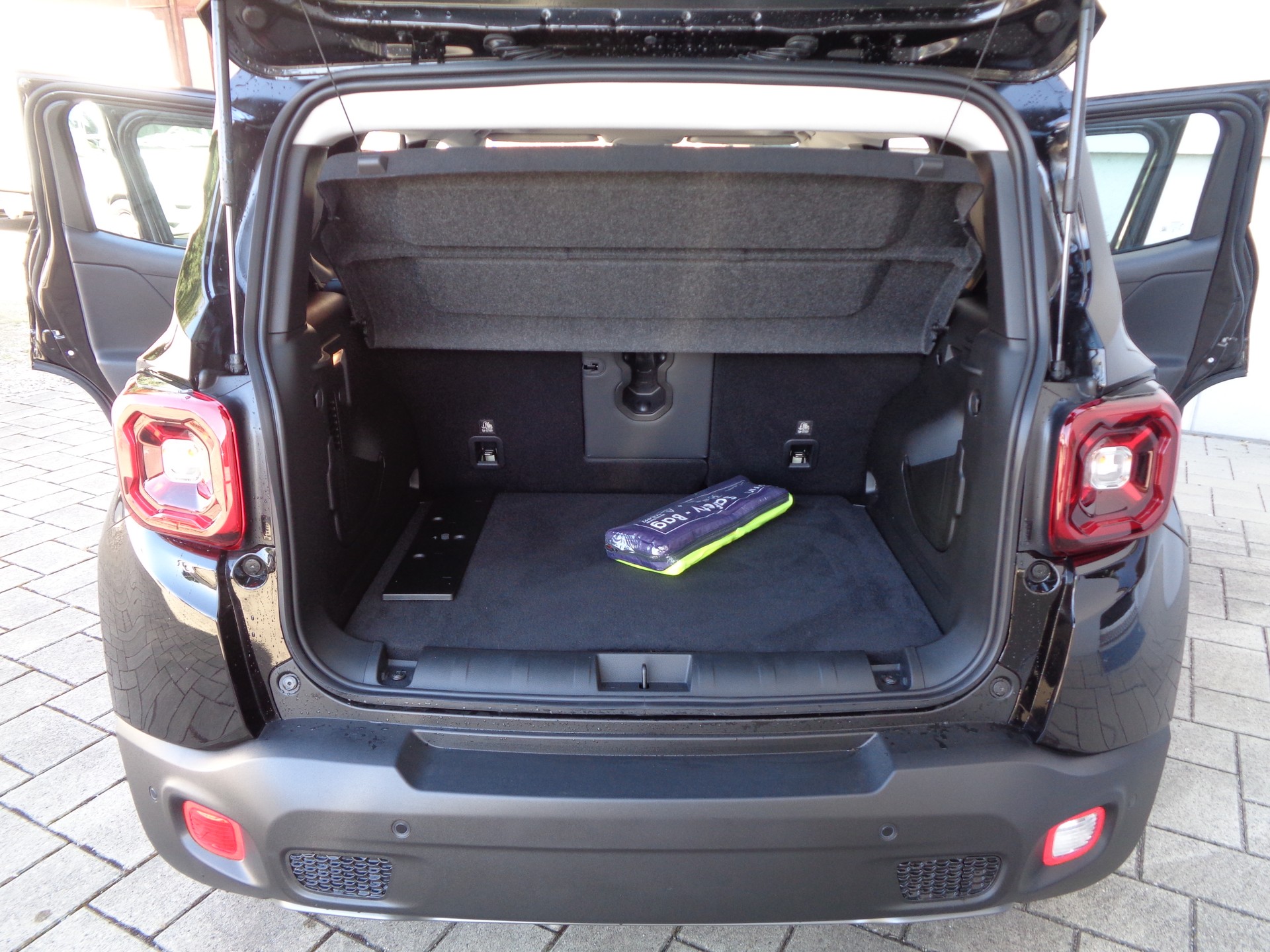 JEEP Renegade 1.5 MHEV Summit Sky-image-16