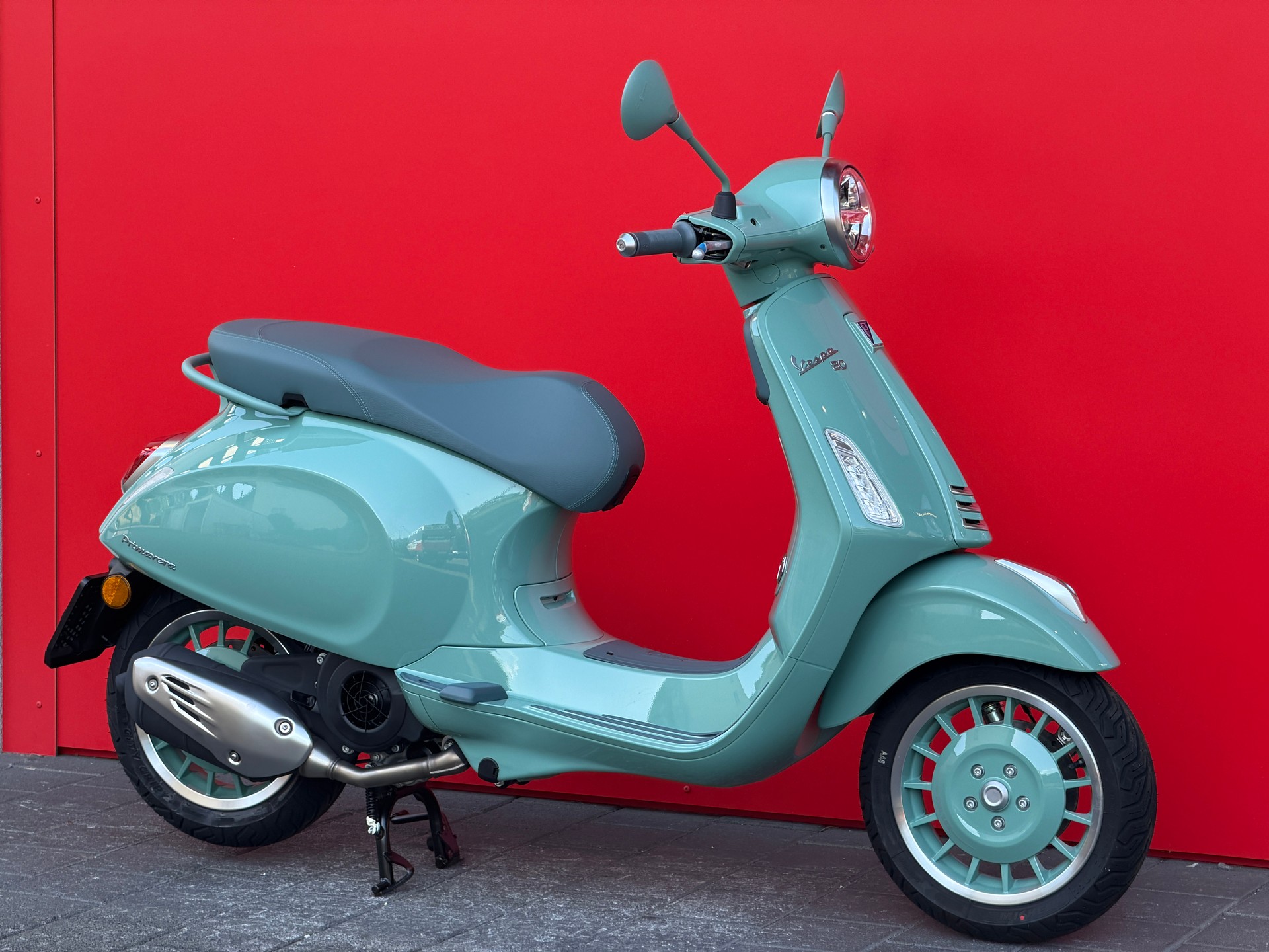 PIAGGIO Vespa Primavera 125 80th ABS E5+-image-9