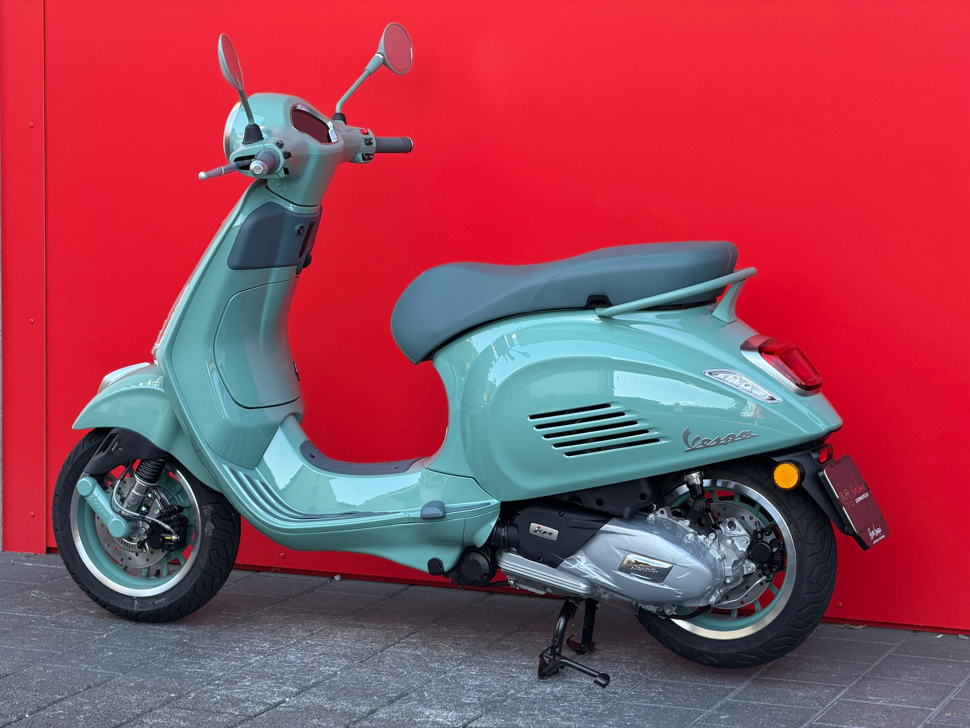 PIAGGIO Vespa Primavera 125 80th ABS E5+-image-14