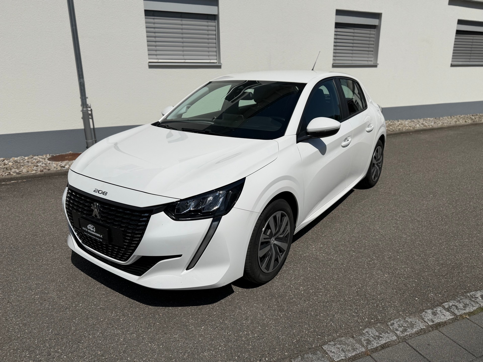 PEUGEOT 208 1.2 PureTech Active-image-8