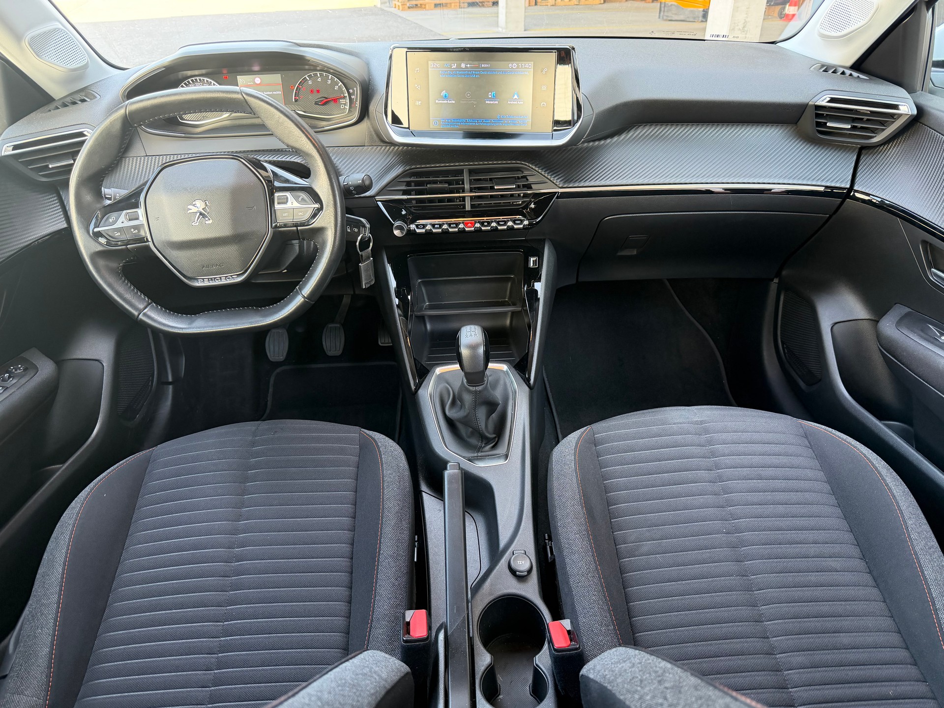 PEUGEOT 208 1.2 PureTech Active-image-20