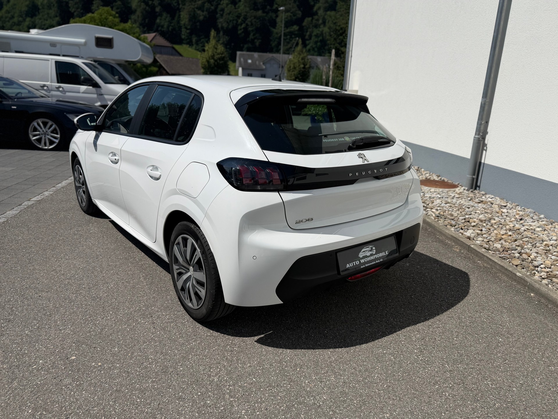 PEUGEOT 208 1.2 PureTech Active-image-13