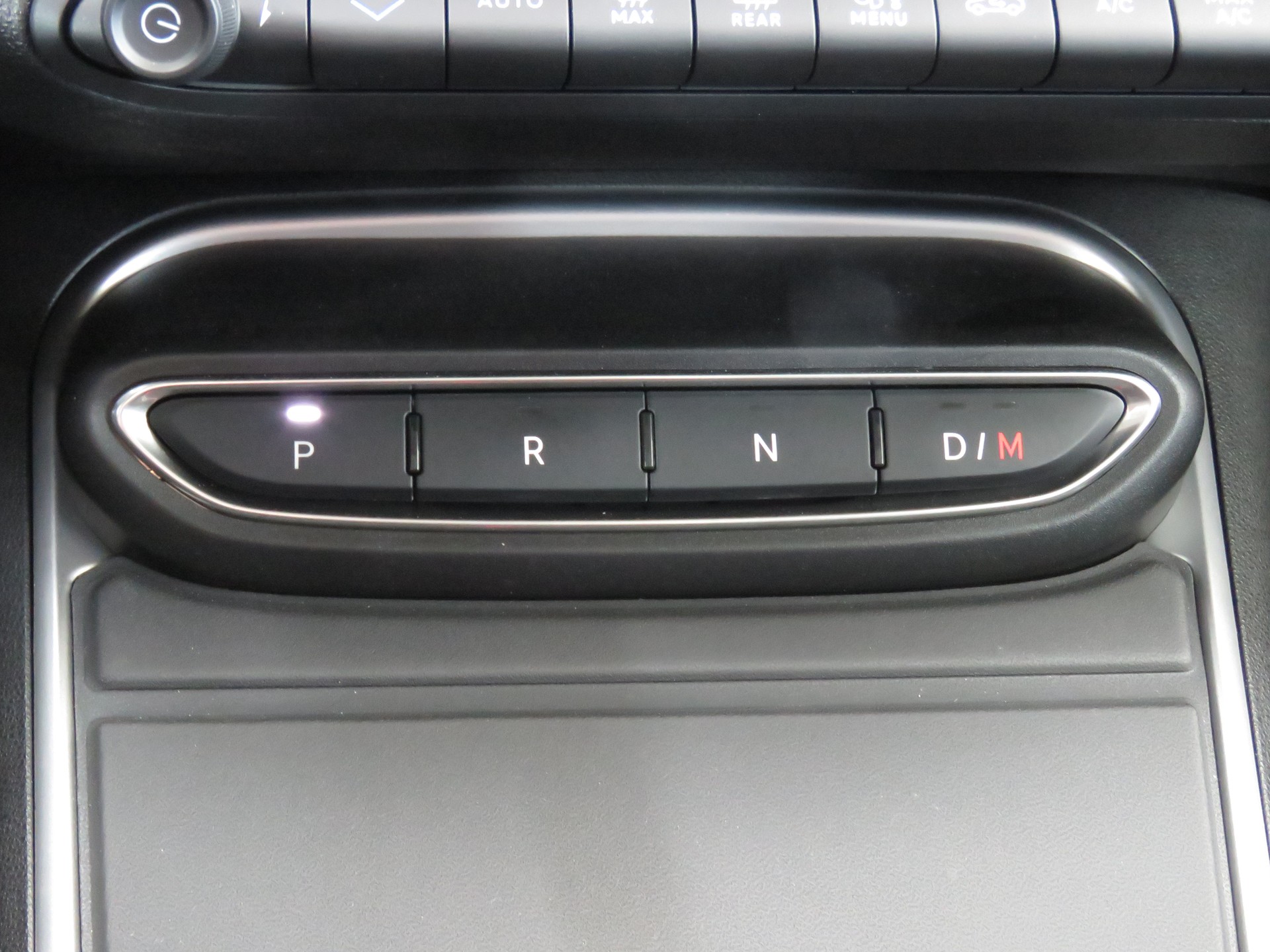 JEEP Avenger 1.2 Turbo MHEV Summit Sky Automat-image-16