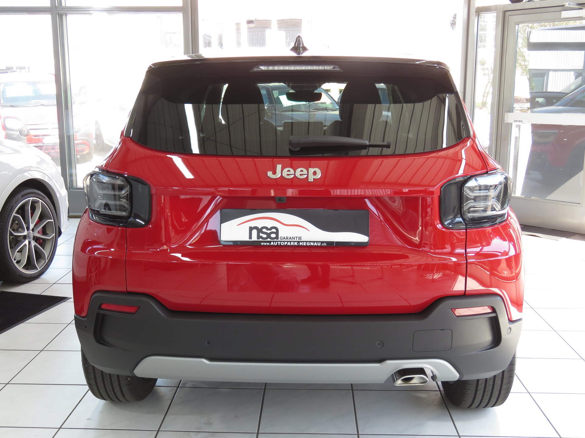JEEP Avenger 1.2 Turbo MHEV Summit Sky Automat-image-4