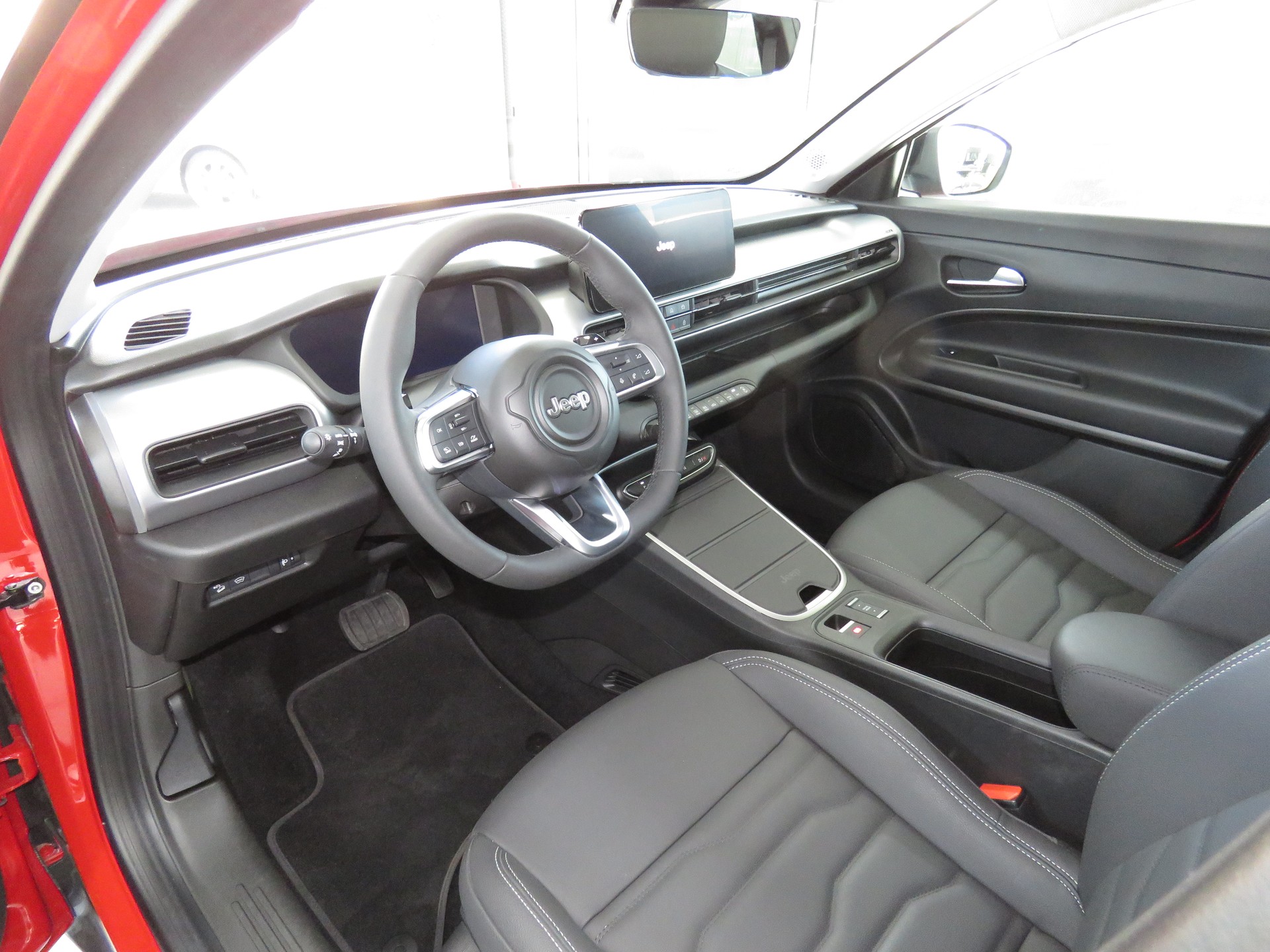 JEEP Avenger 1.2 Turbo MHEV Summit Sky Automat-image-6
