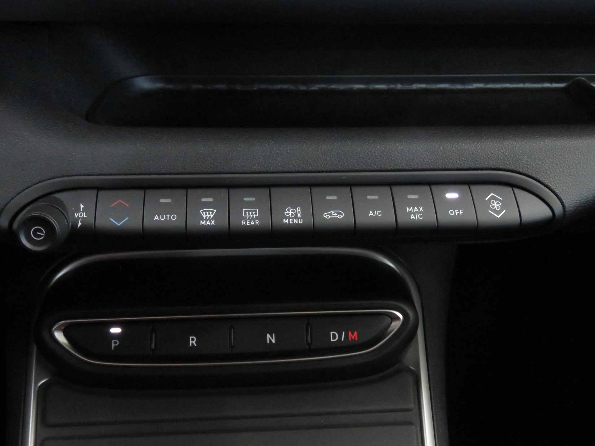 JEEP Avenger 1.2 Turbo MHEV Summit Sky Automat-image-17