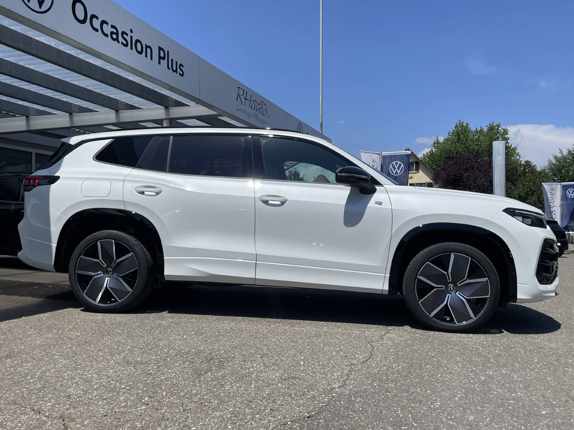 VW Tayron 2.0 TSI R-Line Plus DSG 4motion-image-2