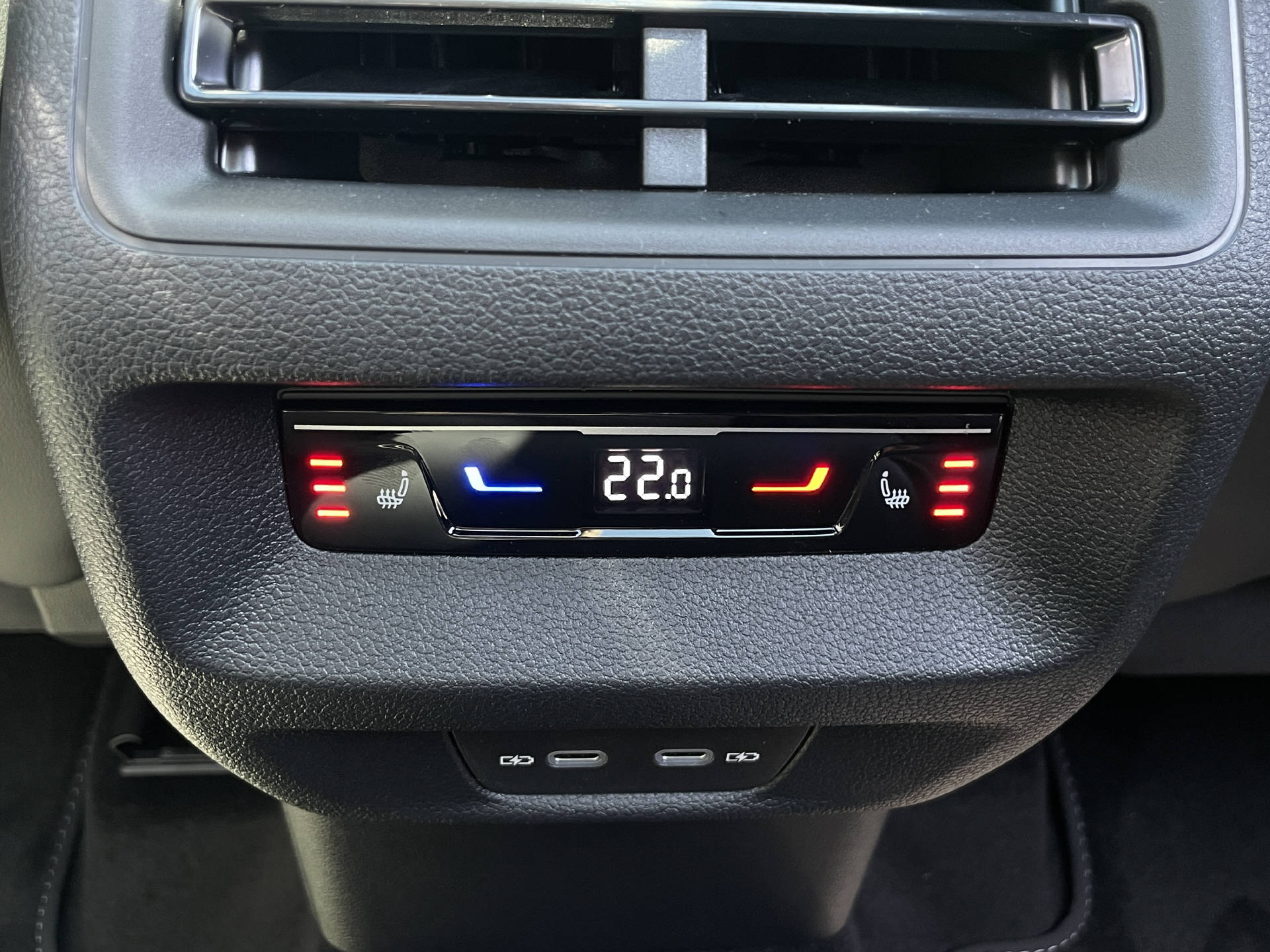 VW Tayron 2.0 TSI R-Line Plus DSG 4motion-image-25
