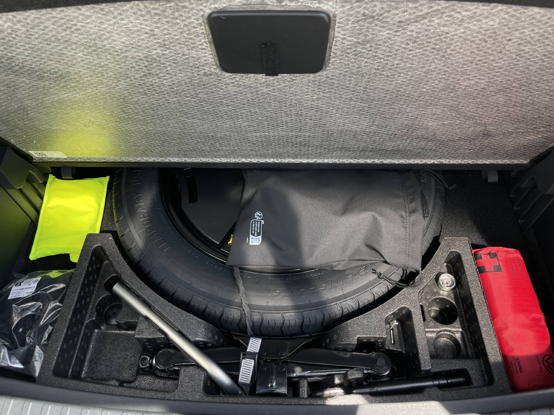 VW Tayron 2.0 TSI R-Line Plus DSG 4motion-image-27