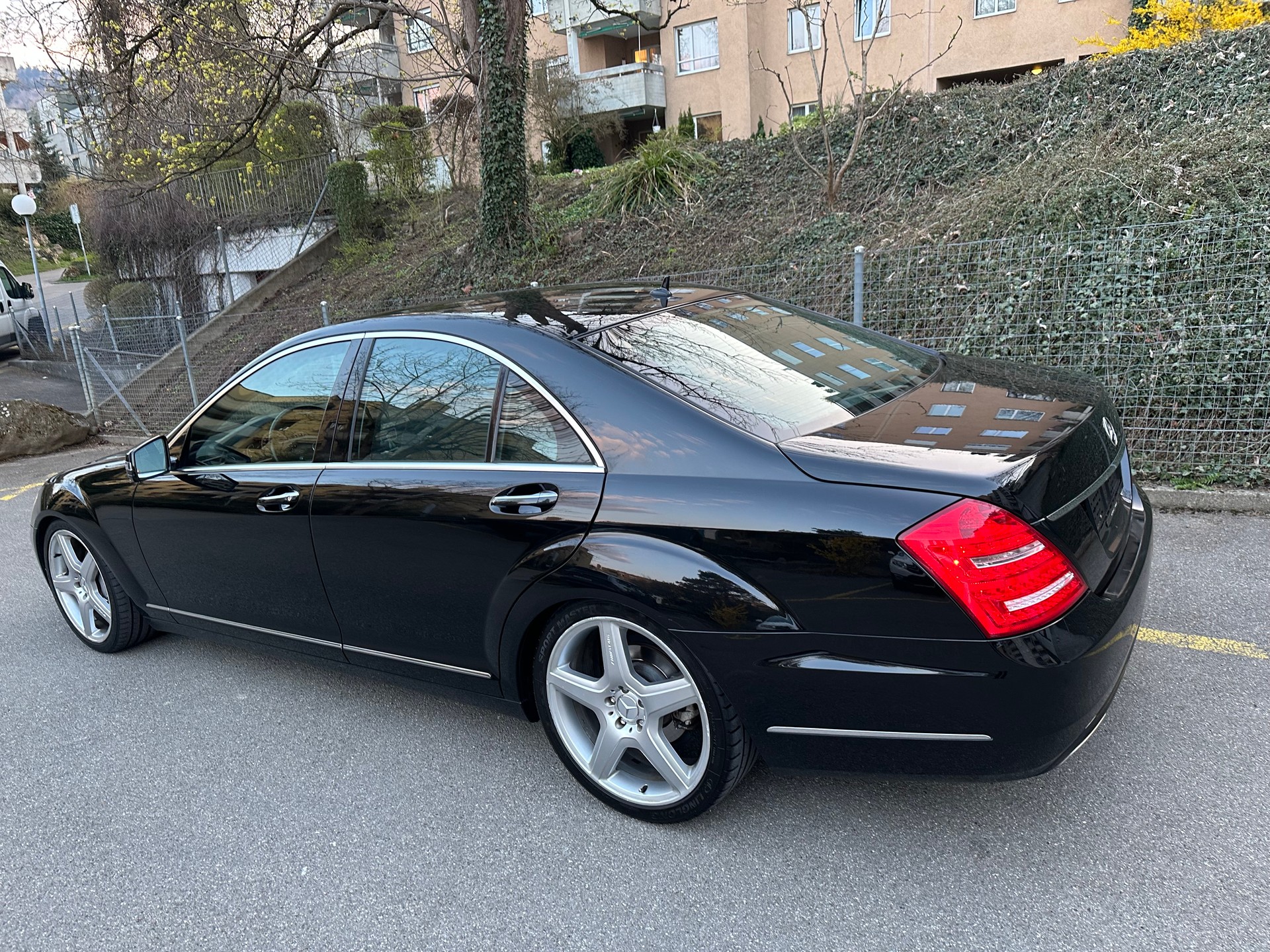 MERCEDES-BENZ S 350 V6 BlueEF 4matic-image-2
