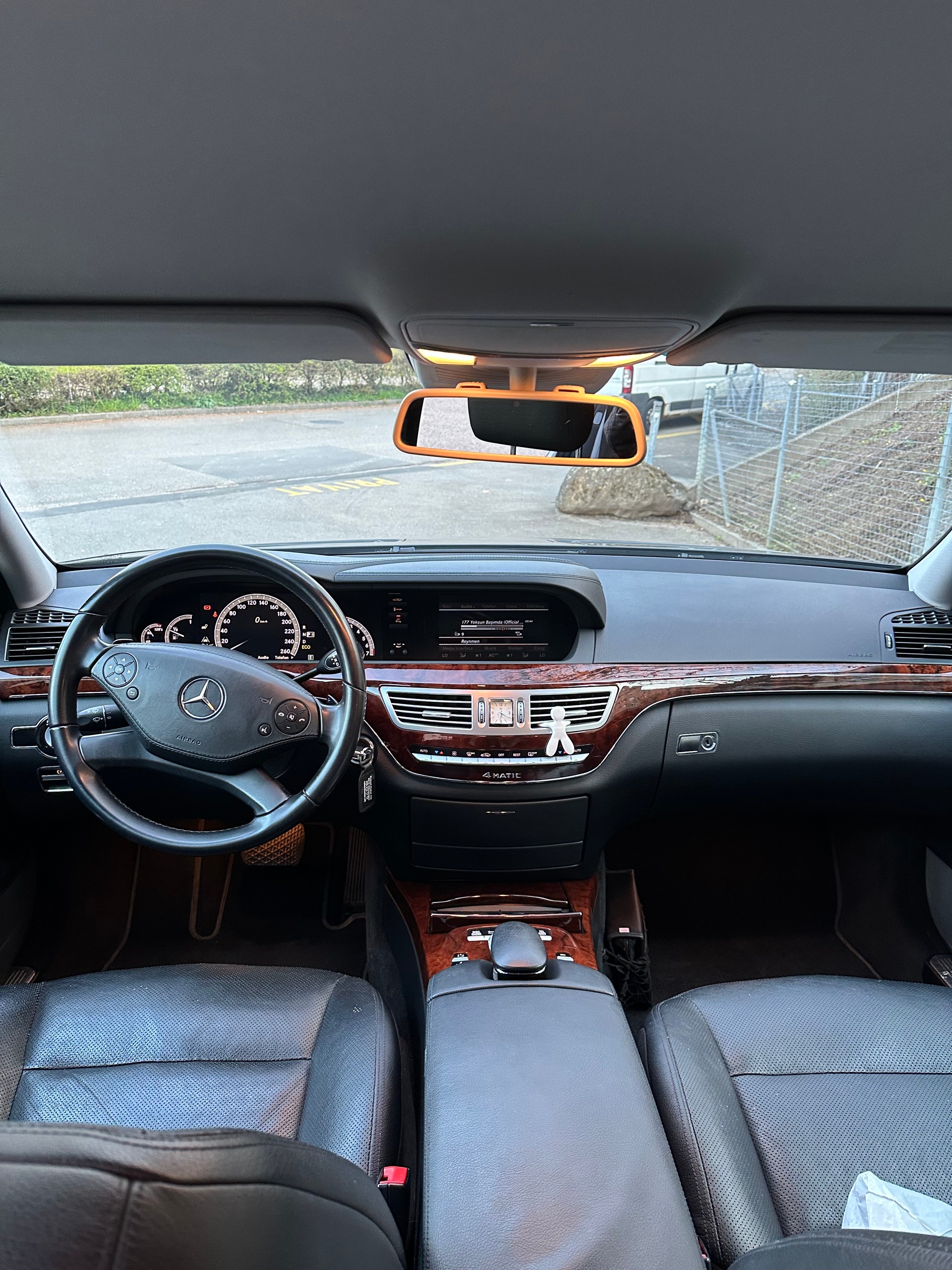 MERCEDES-BENZ S 350 V6 BlueEF 4matic-image-4
