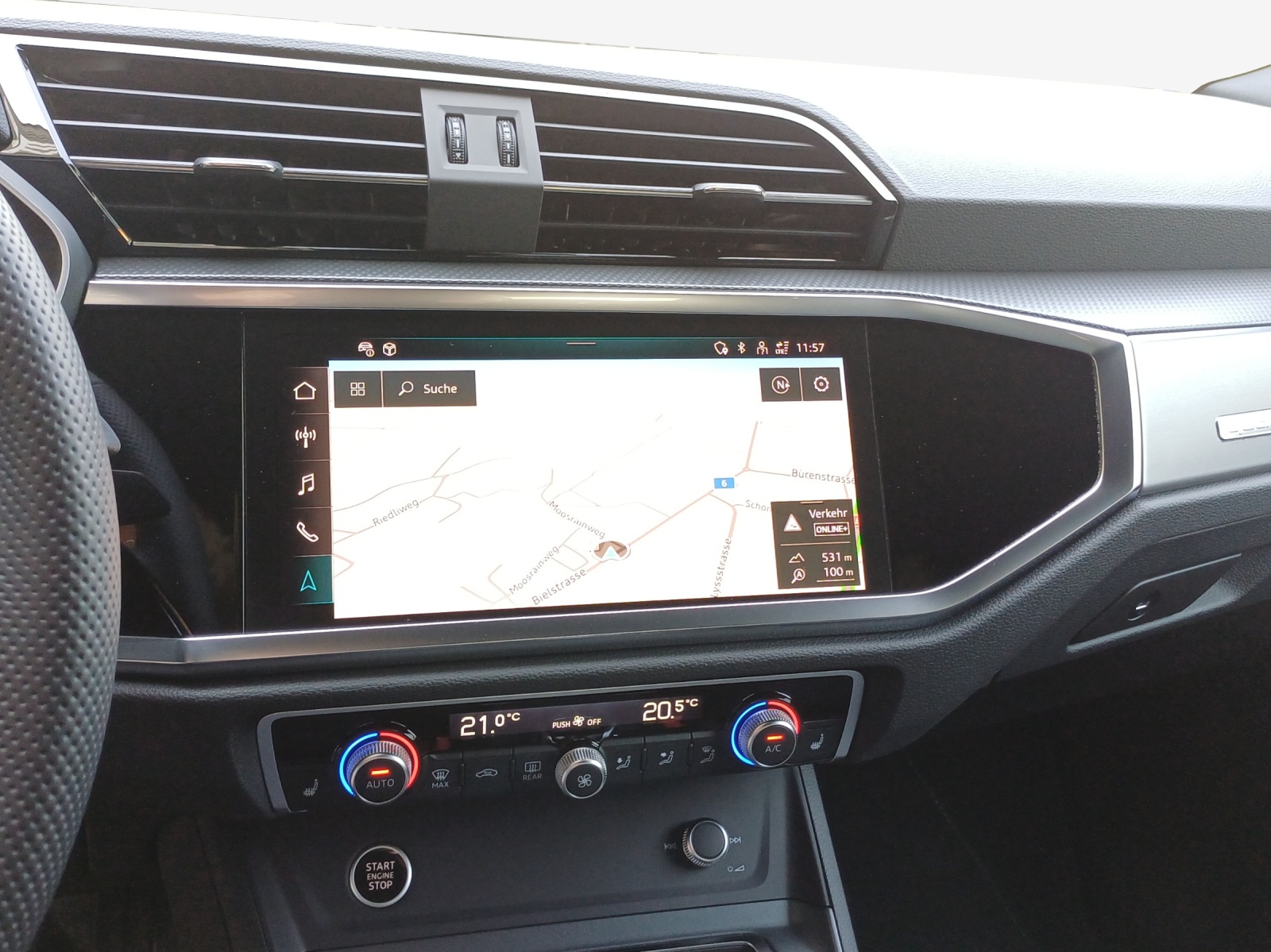 AUDI Q3 40 TFSI S line quattro S-tronic-image-10