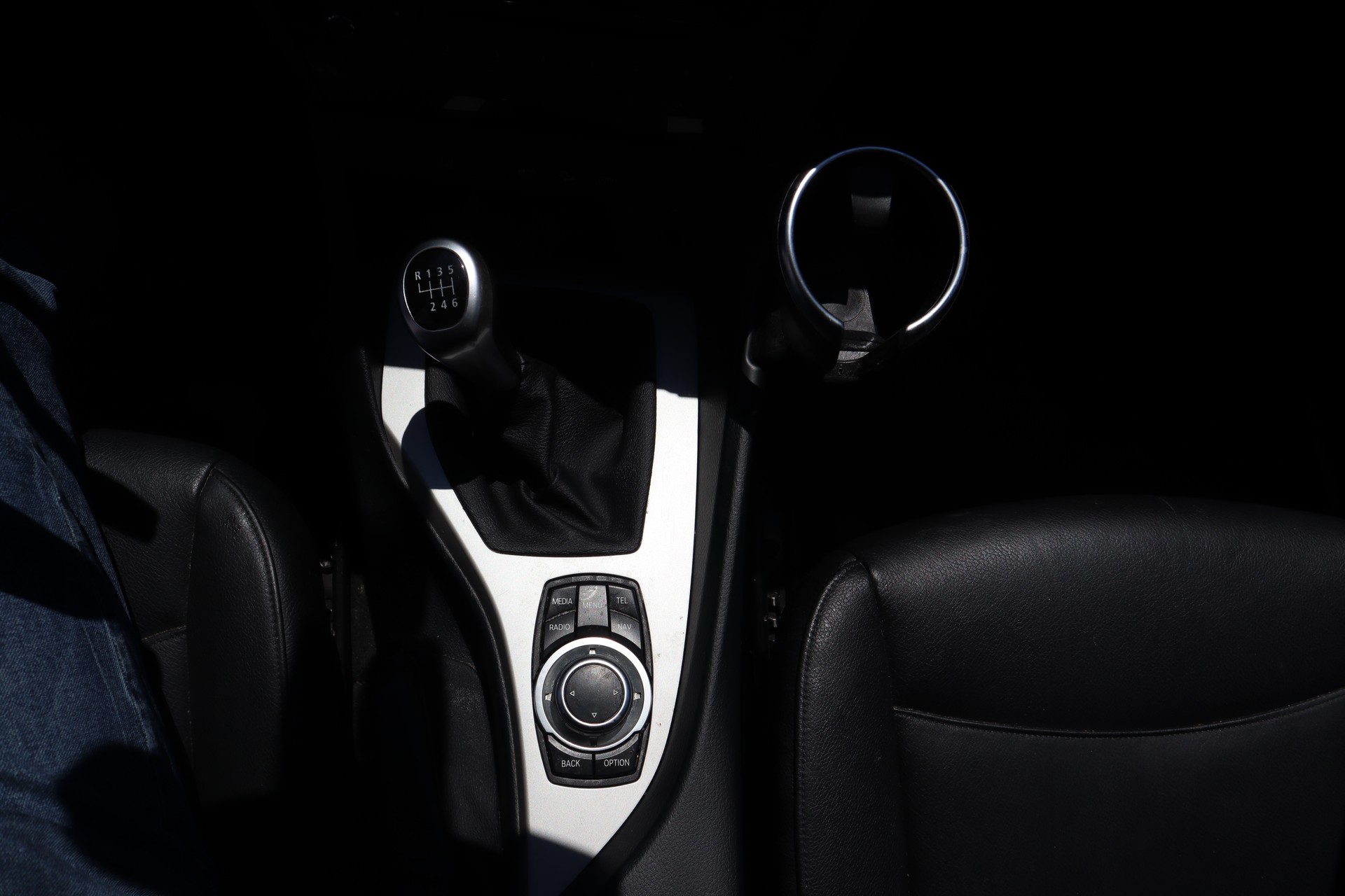 BMW X1 xDrive 20i-image-11