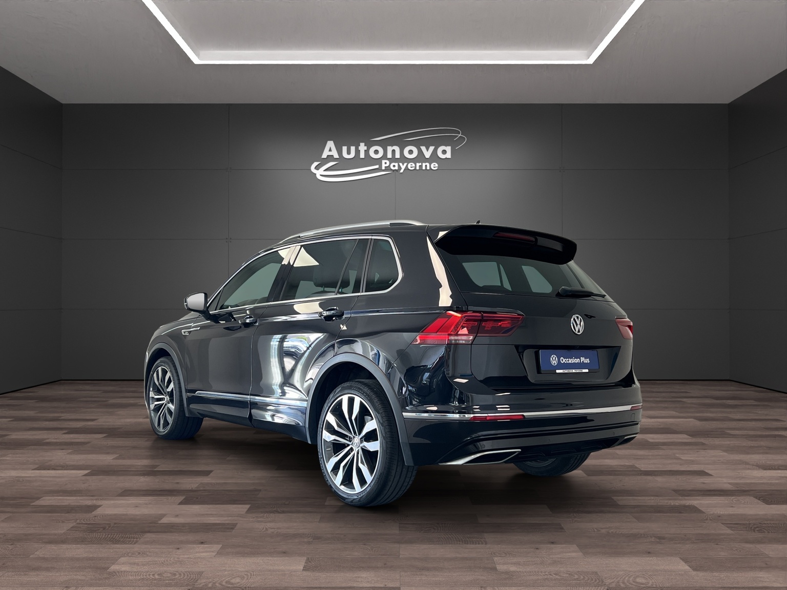 VW Tiguan 2.0TSI Highline 4Motion DSG-image-3