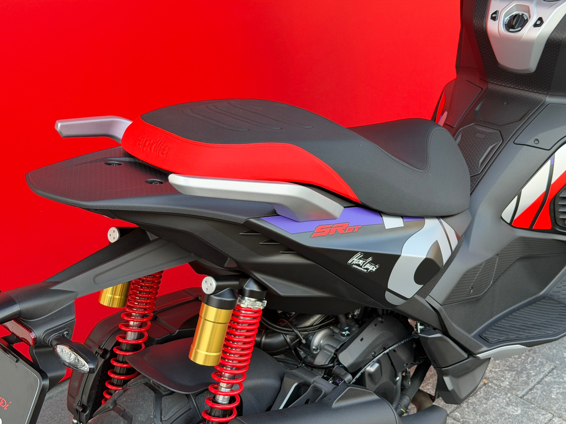 APRILIA SR 400 GT Rally Replica-image-14
