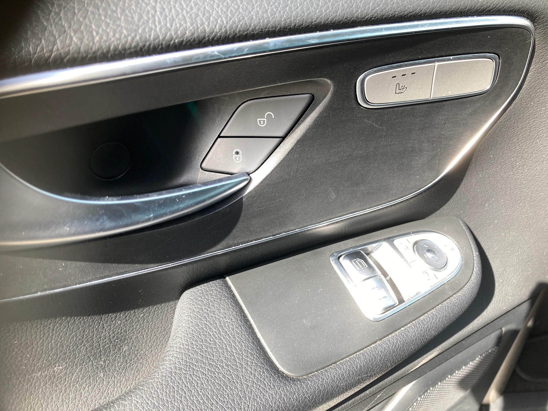 MERCEDES-BENZ V 220 d Trend lang 4Matic 9G-Tronic 7 Sitzer-image-9