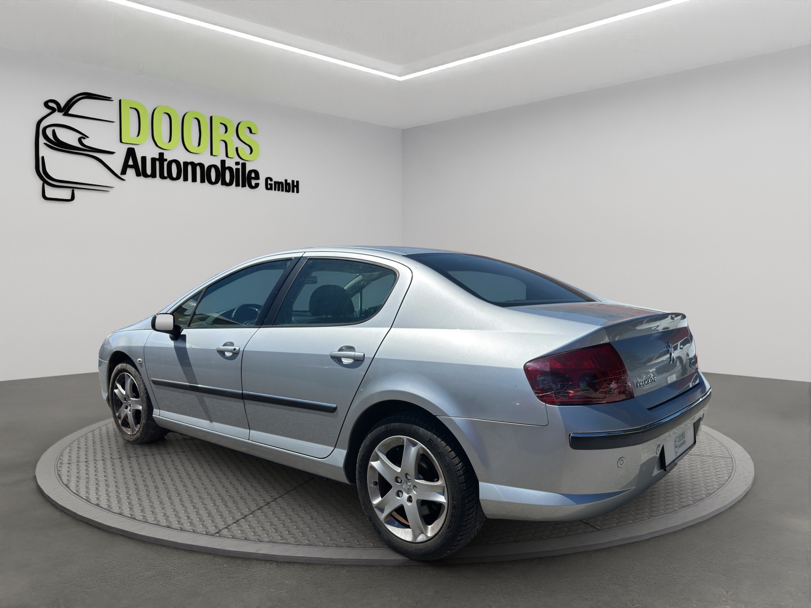 PEUGEOT 407 2.2 HDI Platinium Edition-image-3