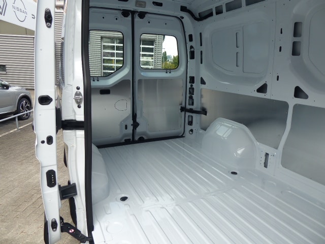 NISSAN Interstar dCi 150 3.5 L2H2 N-Connecta-image-14