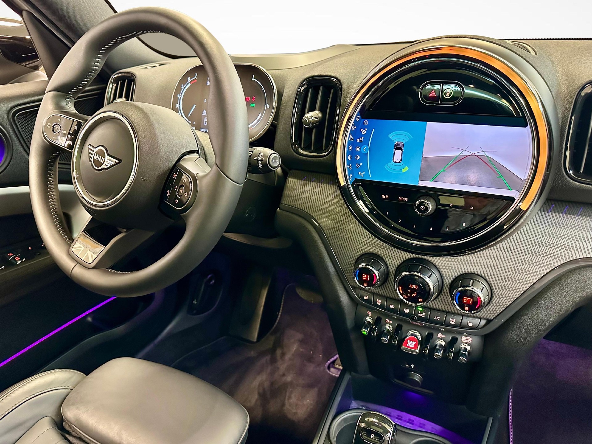 MINI Countryman F60 1.5i Cooper ALL4-image-5