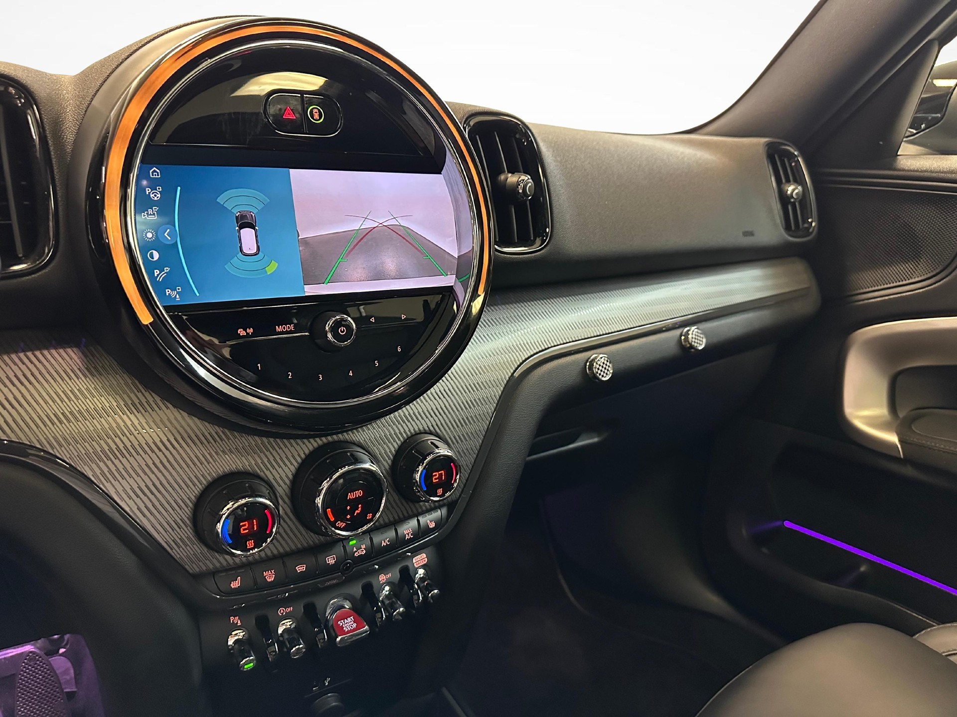 MINI Countryman F60 1.5i Cooper ALL4-image-7