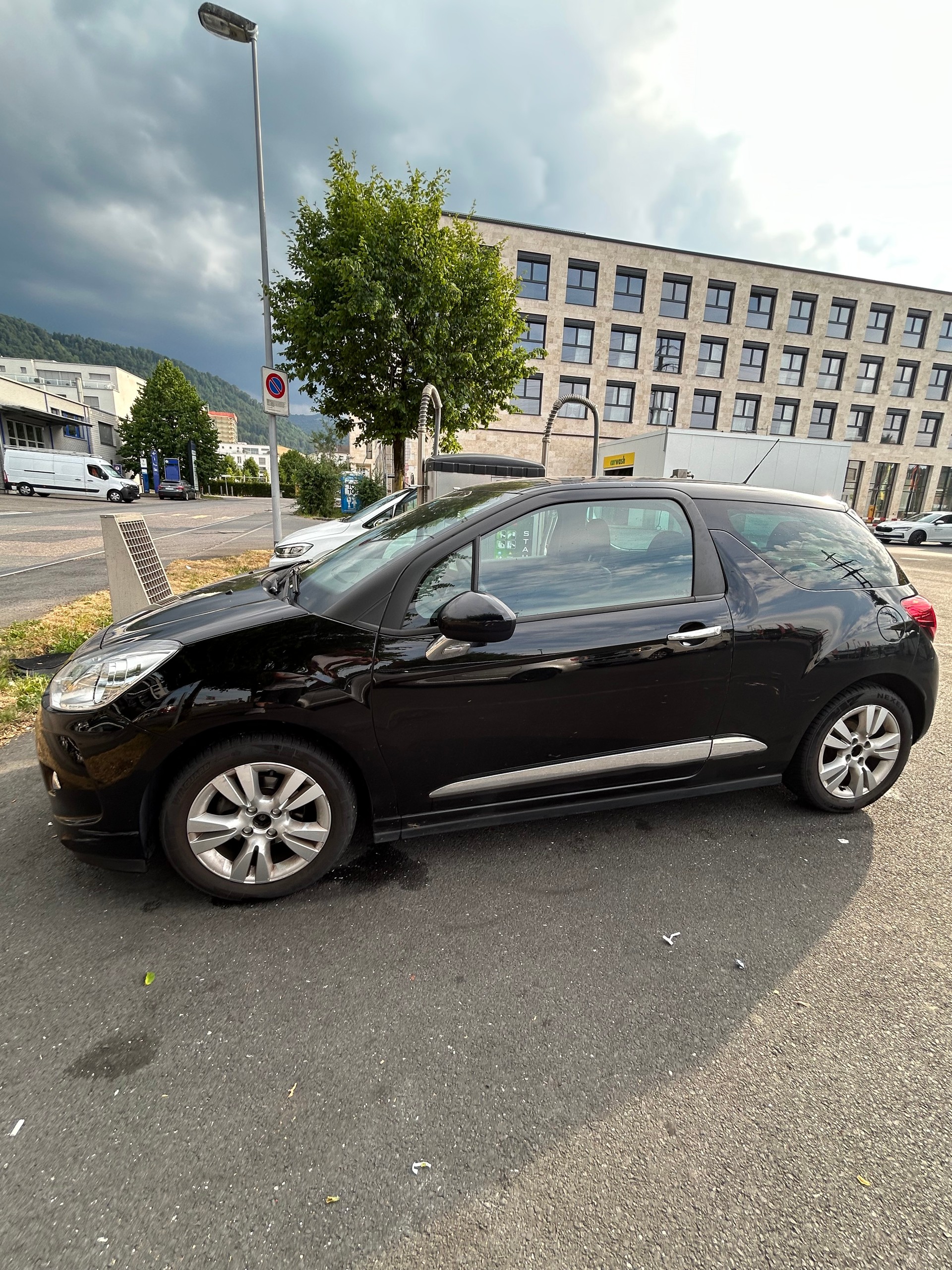 DS AUTOMOBILES 1.6 VTi So Chic-image-2