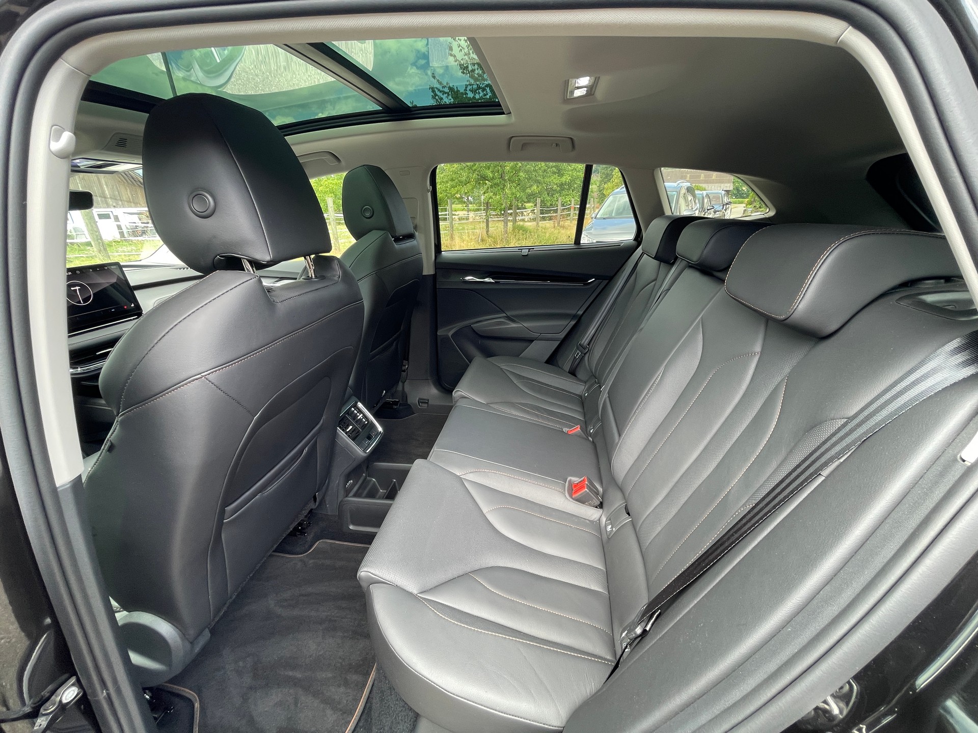SKODA Enyaq iV 80x-image-22