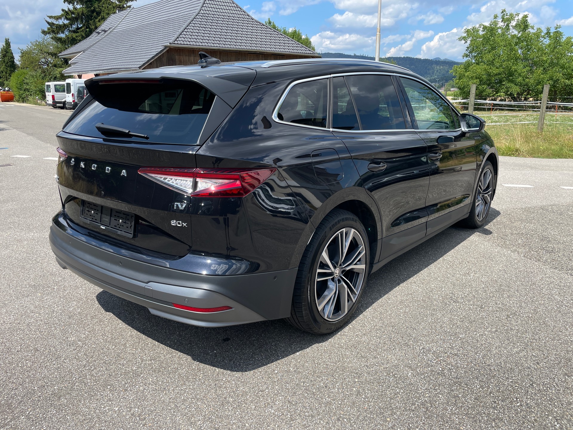 SKODA Enyaq iV 80x-image-7