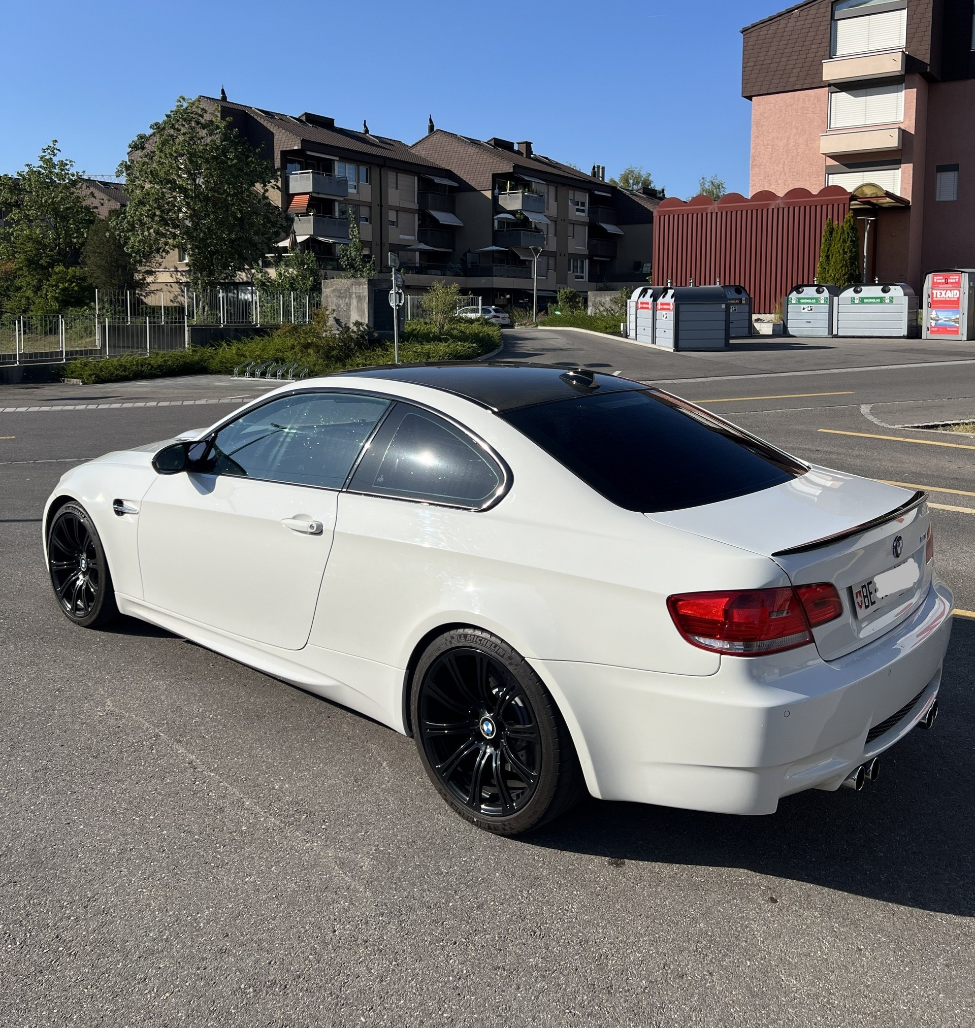 BMW M3 Handschalter-image-1