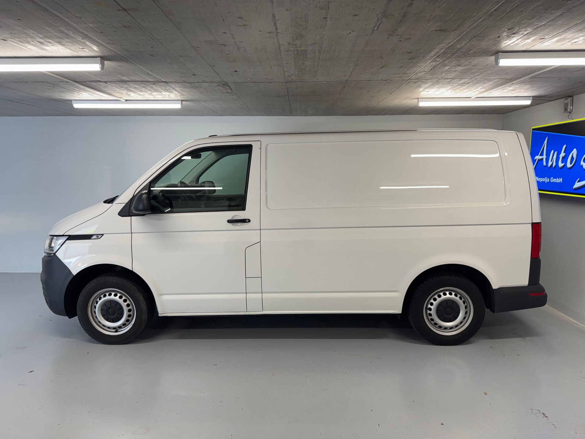 VW T6.1 2.0 TDI-image-2