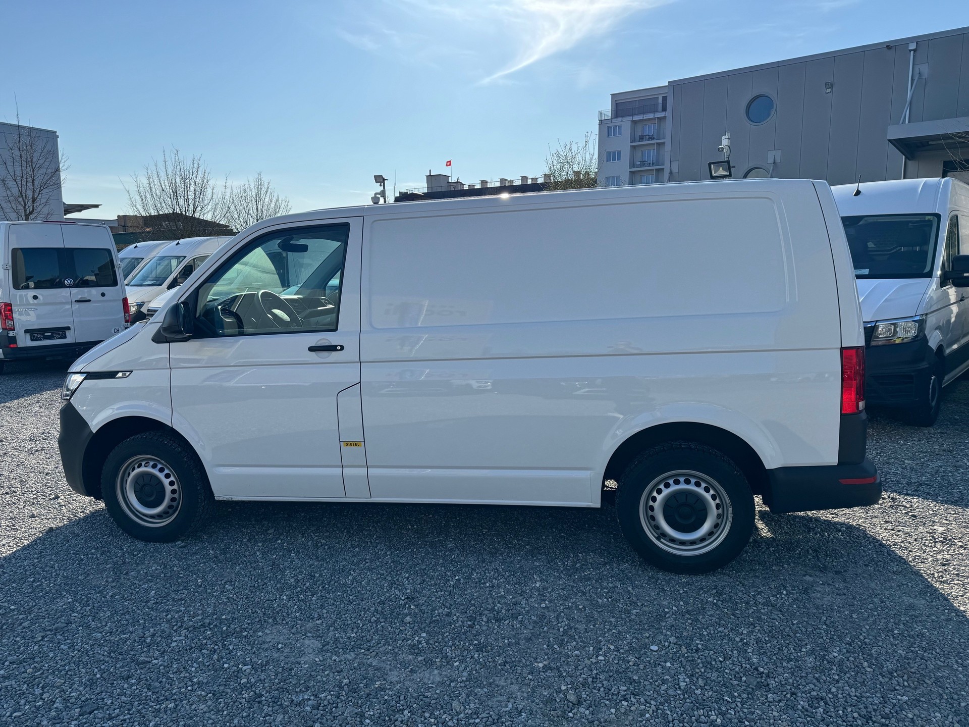 VW T6.1 2.0 TDI-image-5
