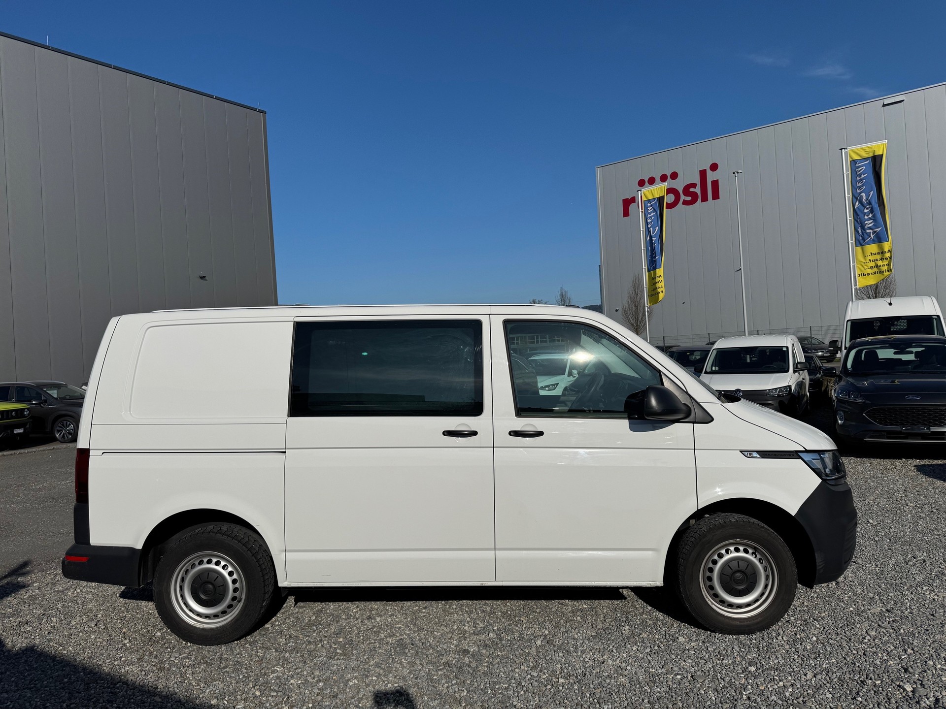 VW T6.1 2.0 TDI-image-2