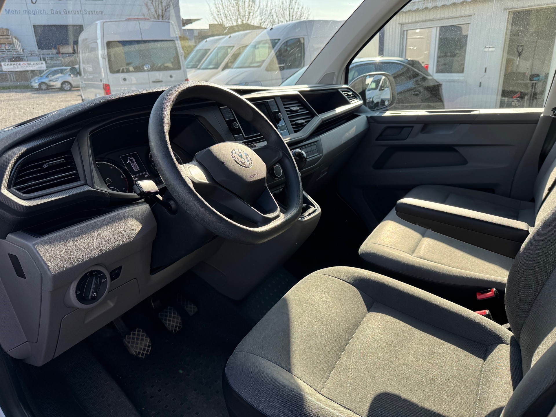 VW T6.1 2.0 TDI-image-8