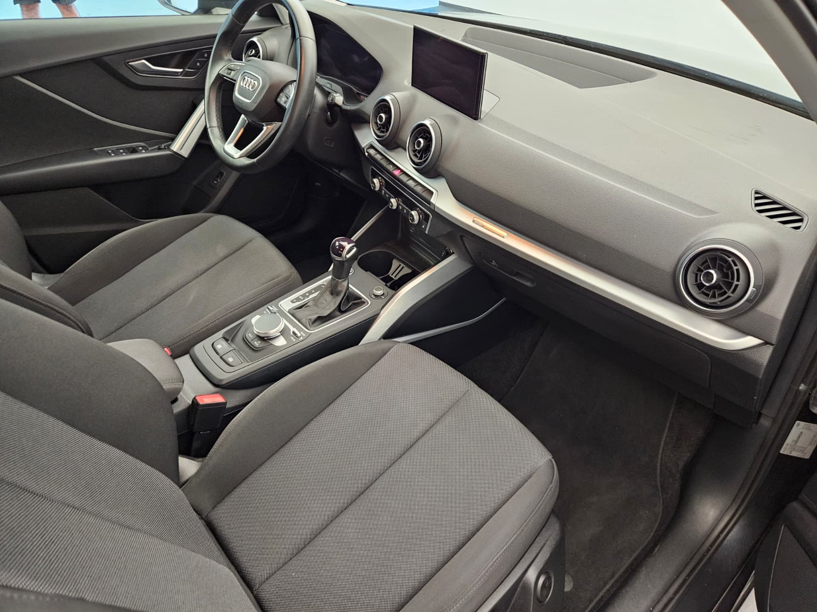 AUDI Q2 35 TFSI S-tronic-image-11