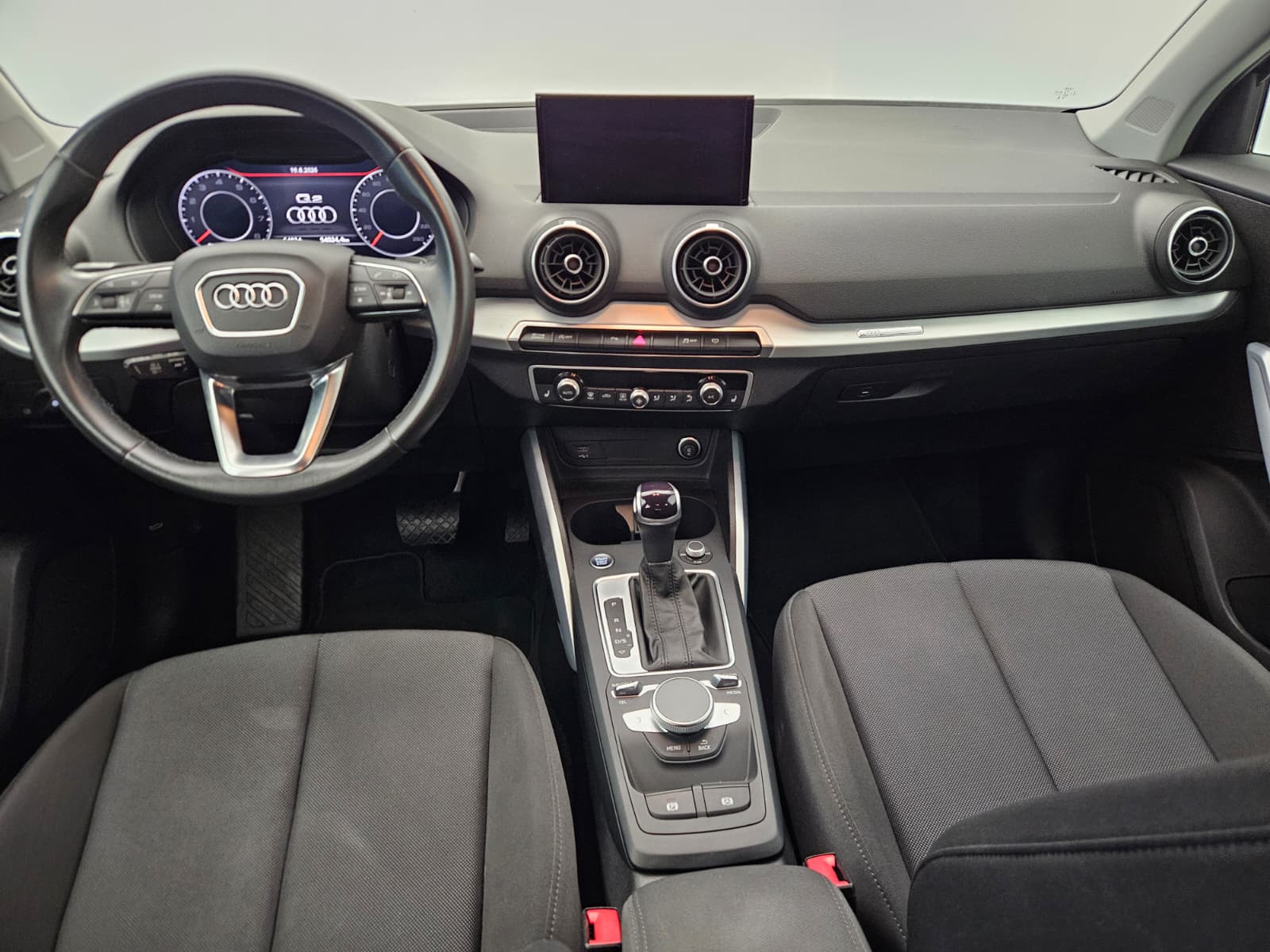 AUDI Q2 35 TFSI S-tronic-image-9