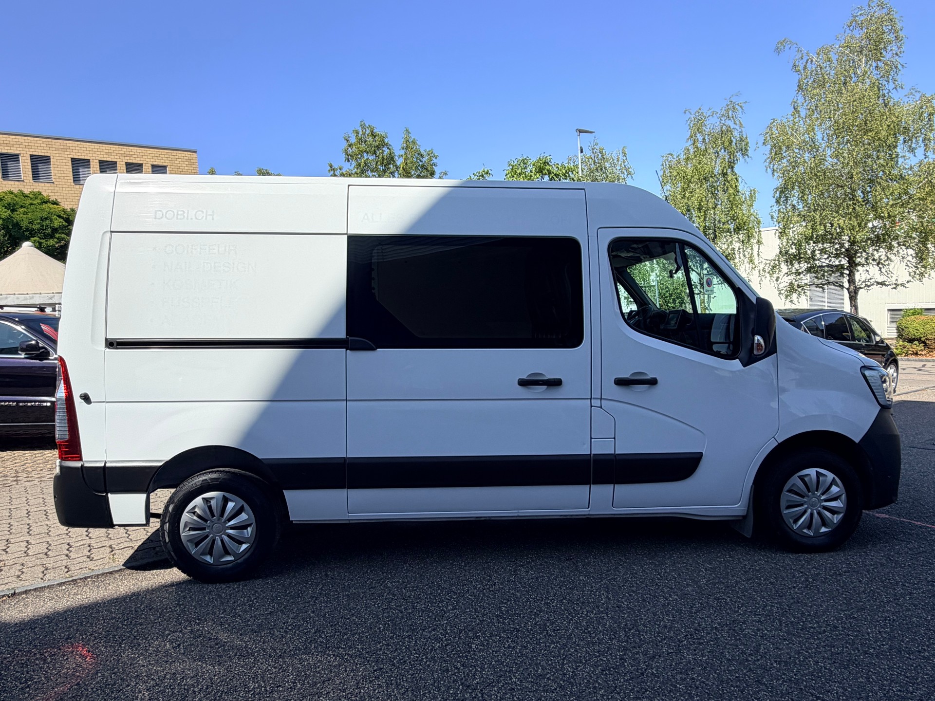 RENAULT Master T35 2.3dCi 135 L2H2-image-1