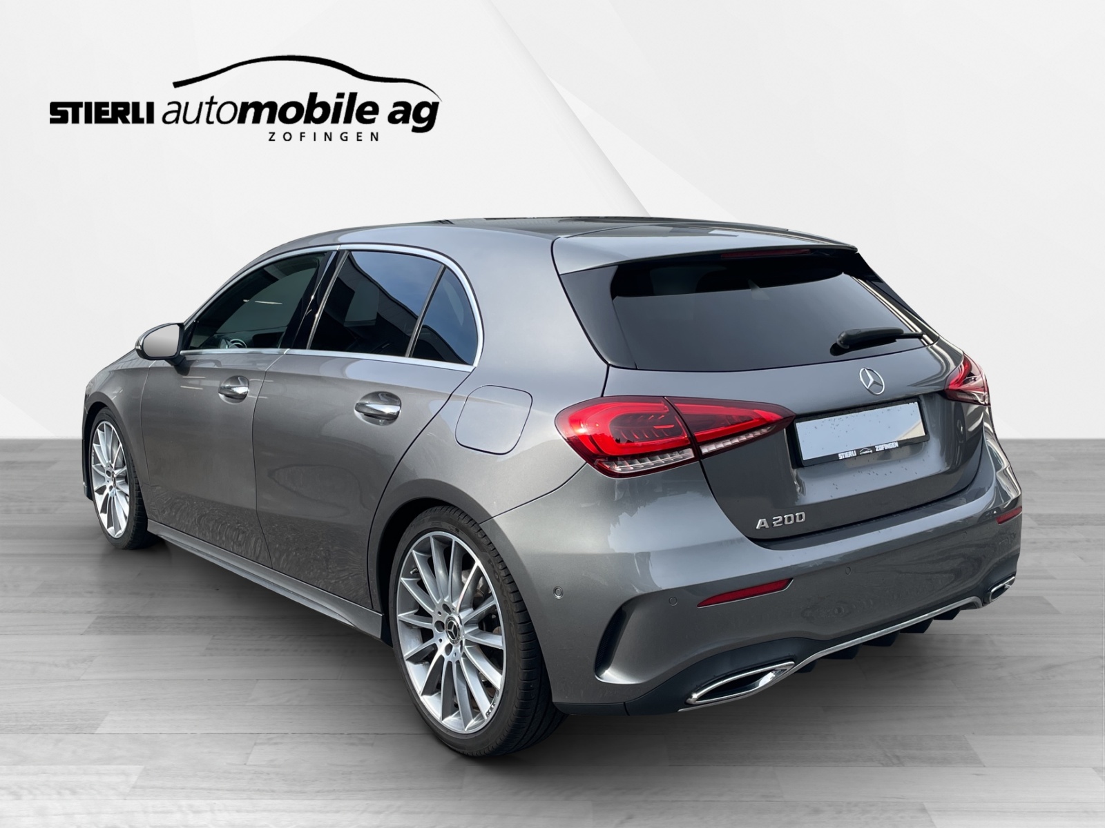 MERCEDES-BENZ A 200 AMG Line-image-6